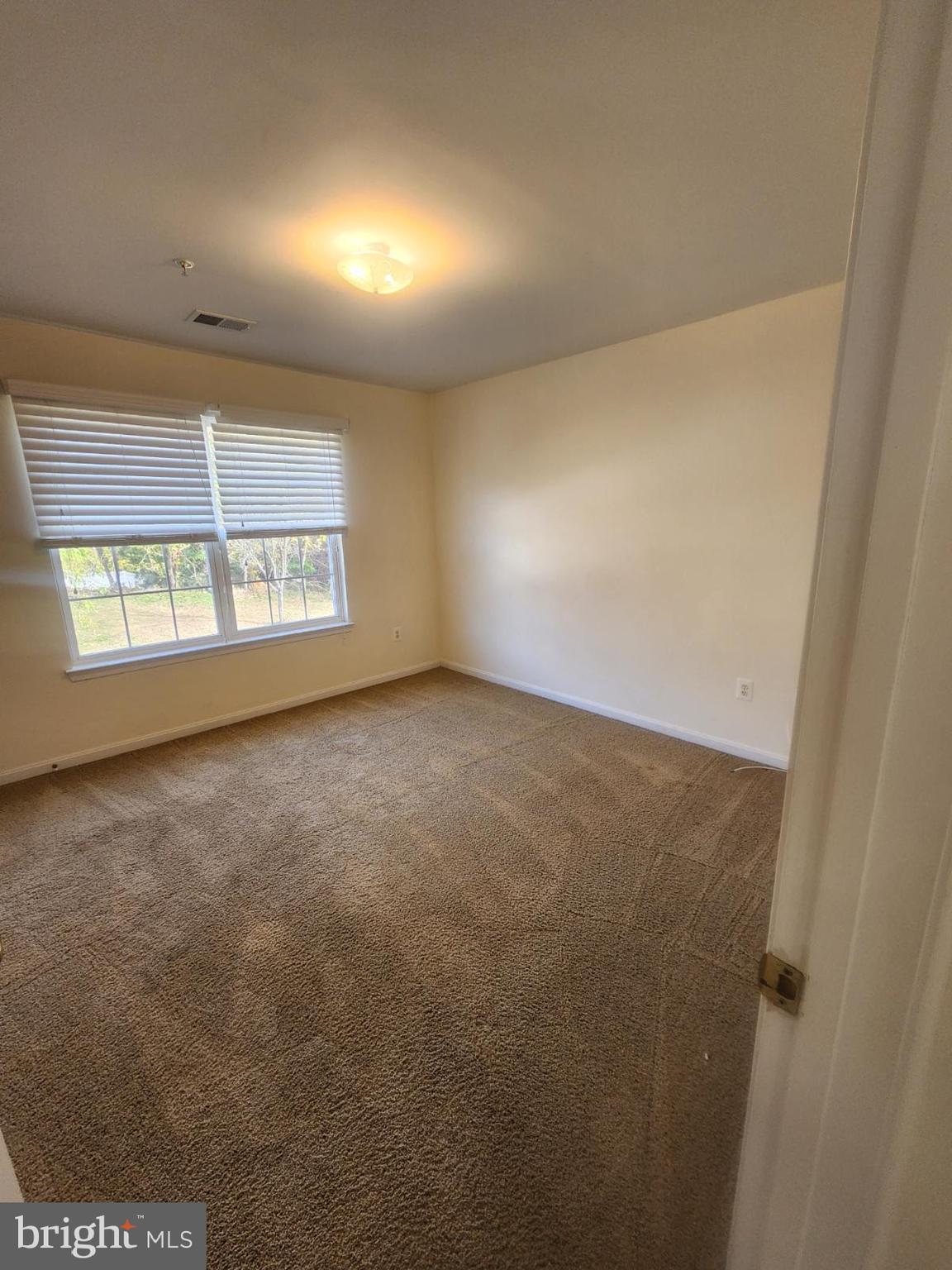 ROSE VALLEY-PLAT EIGHT> - Residential Lease