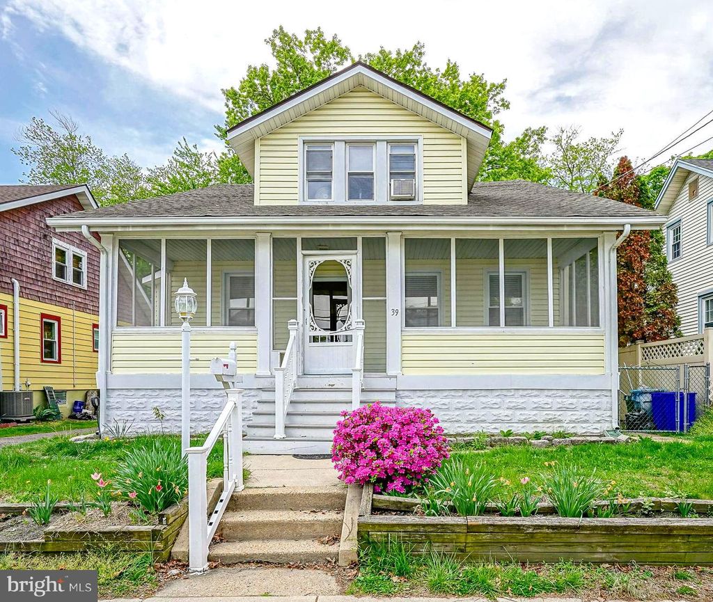 Photo of 39 Watkins Avenue, WOODBURY, NJ 08096 (MLS # NJGL2072126)