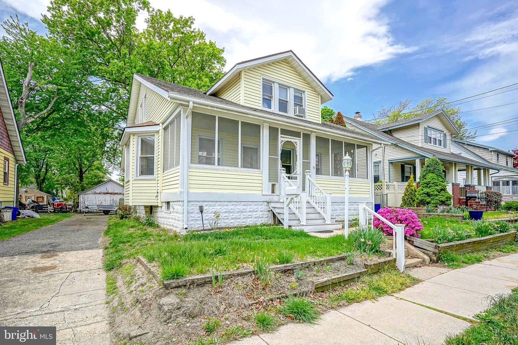 Photo of 39 Watkins Avenue, WOODBURY, NJ 08096 (MLS # NJGL2072126)