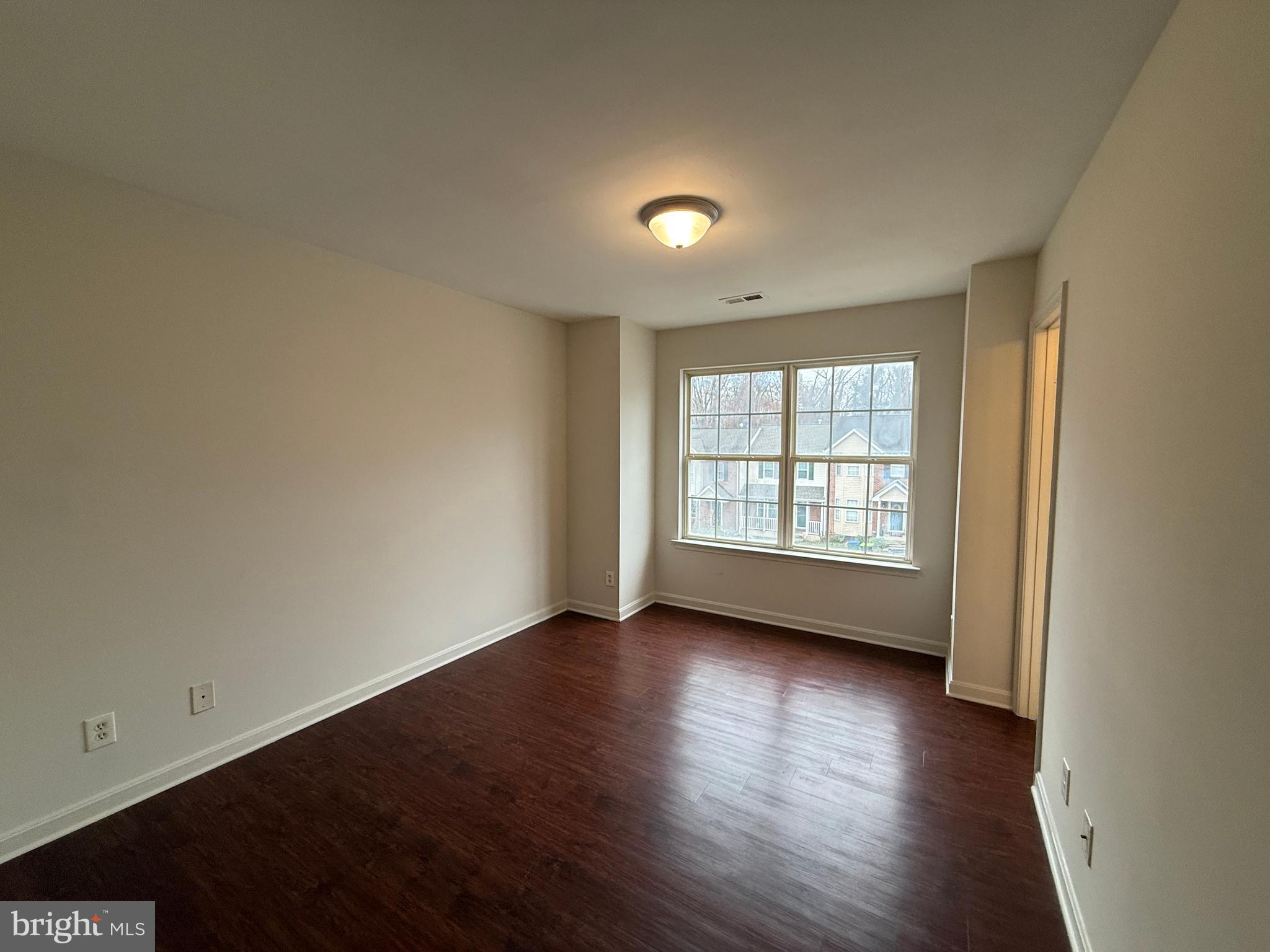 LAFAYETTE VILLAGE - Residential Lease