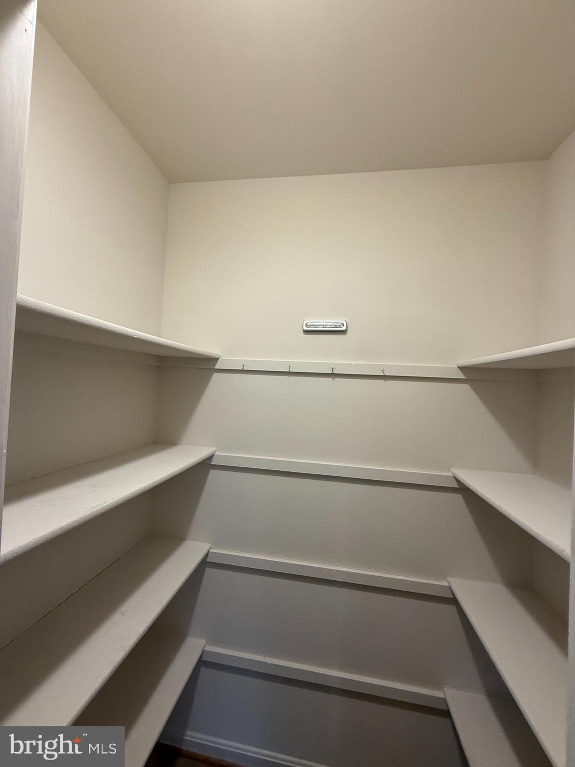 LAFAYETTE VILLAGE - Residential Lease