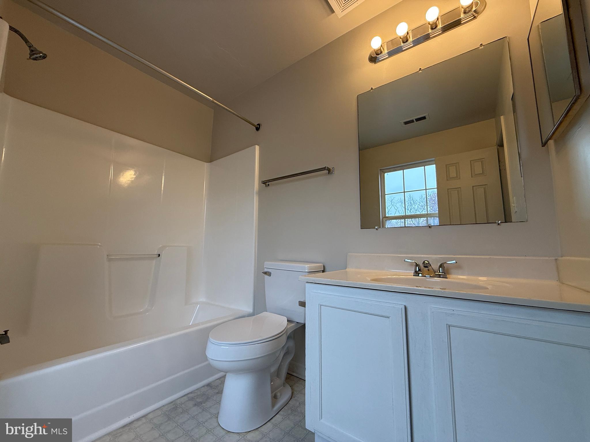 LAFAYETTE VILLAGE - Residential Lease