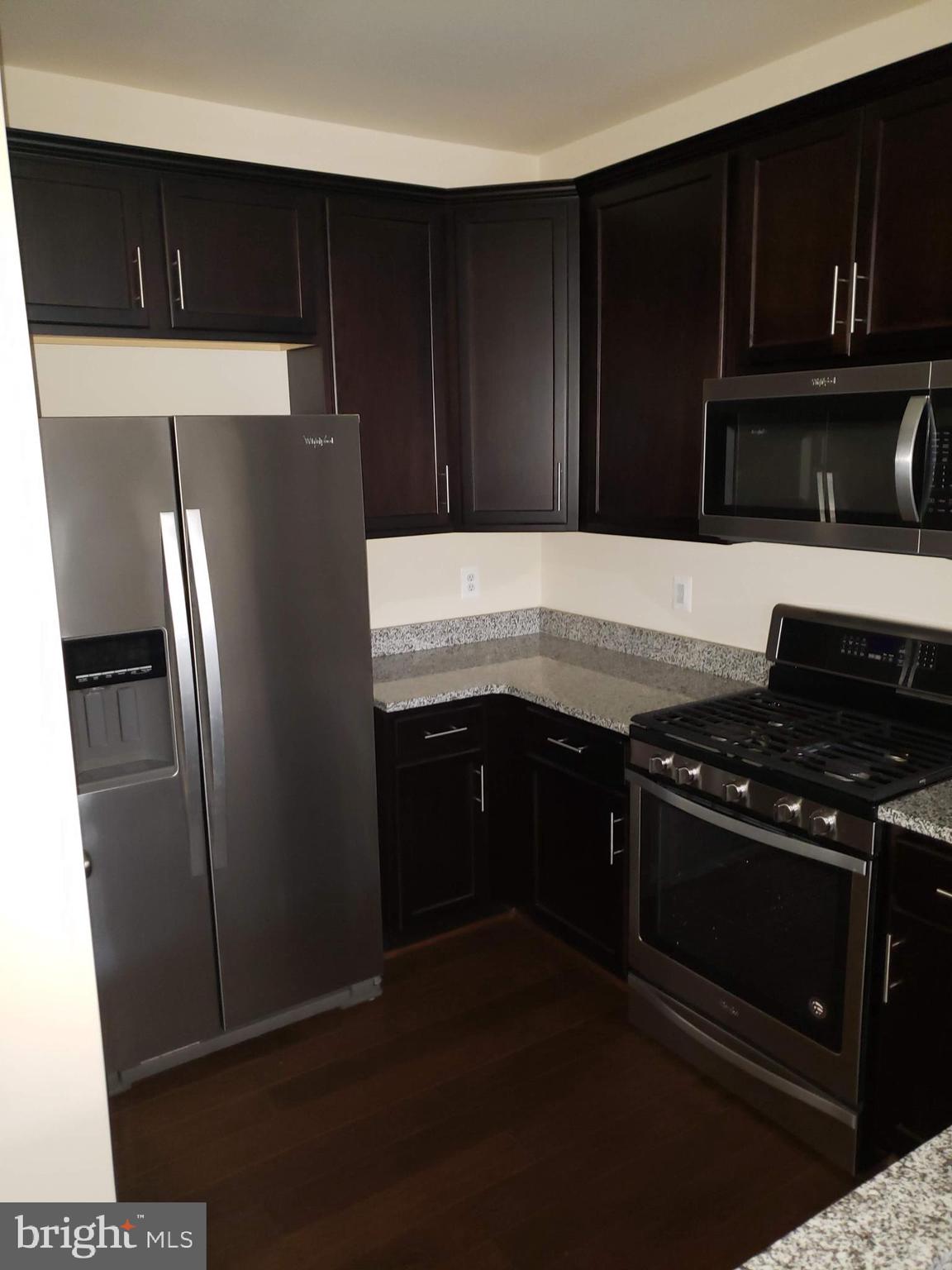 POTOMAC CREST - Residential Lease