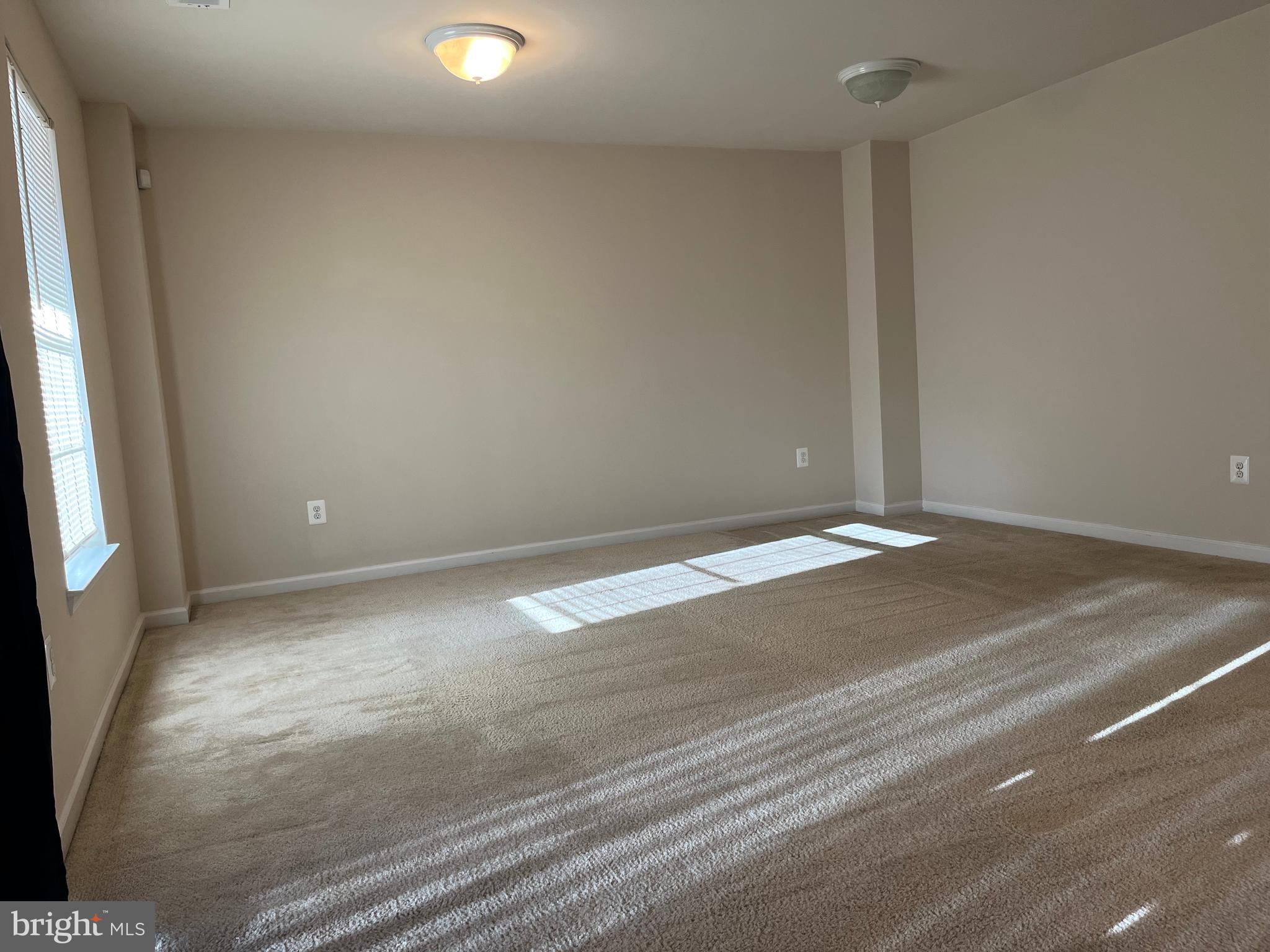 BROOKFIELD ON THE POTOMAC - Residential