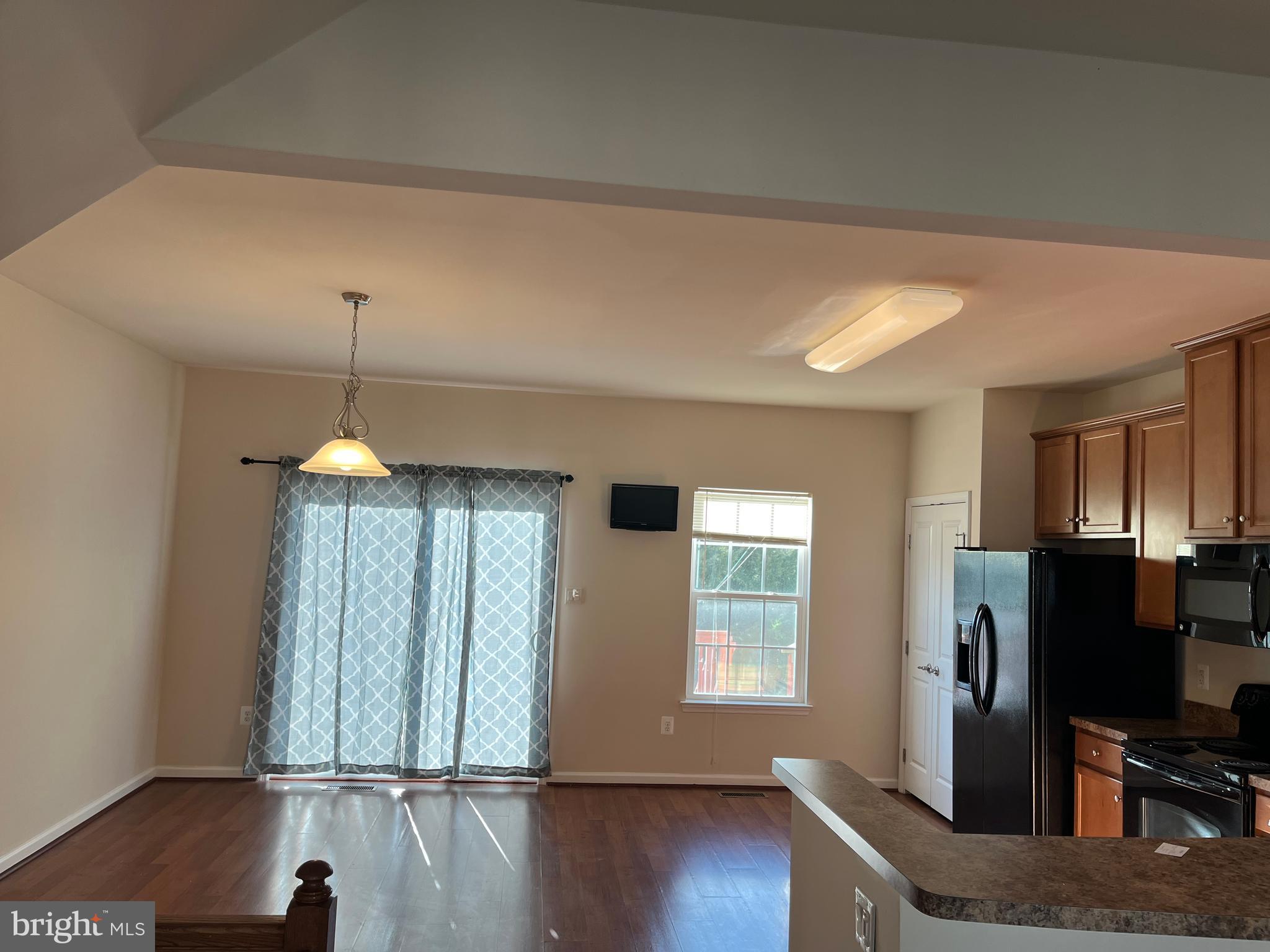 BROOKFIELD ON THE POTOMAC - Residential