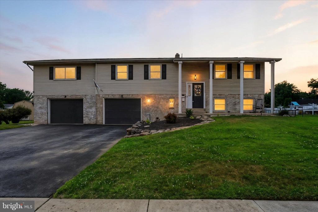 Photo of 412 Spring Forge Drive, SPRING GROVE, PA 17362 (MLS # PAYK2087990)