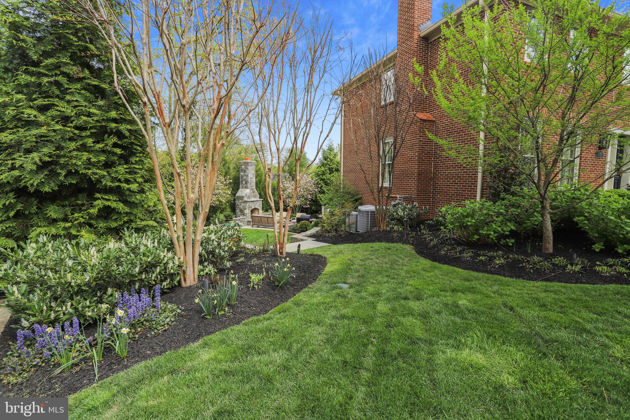 SHERWOOD FOREST - Residential