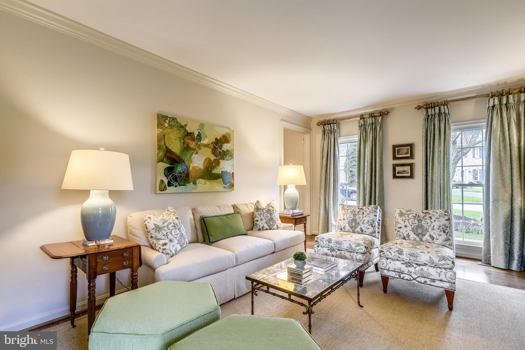 SHERWOOD FOREST - Residential