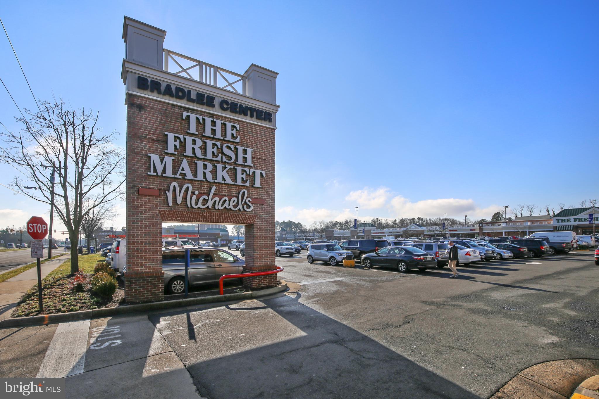 SHERWOOD FOREST - Residential