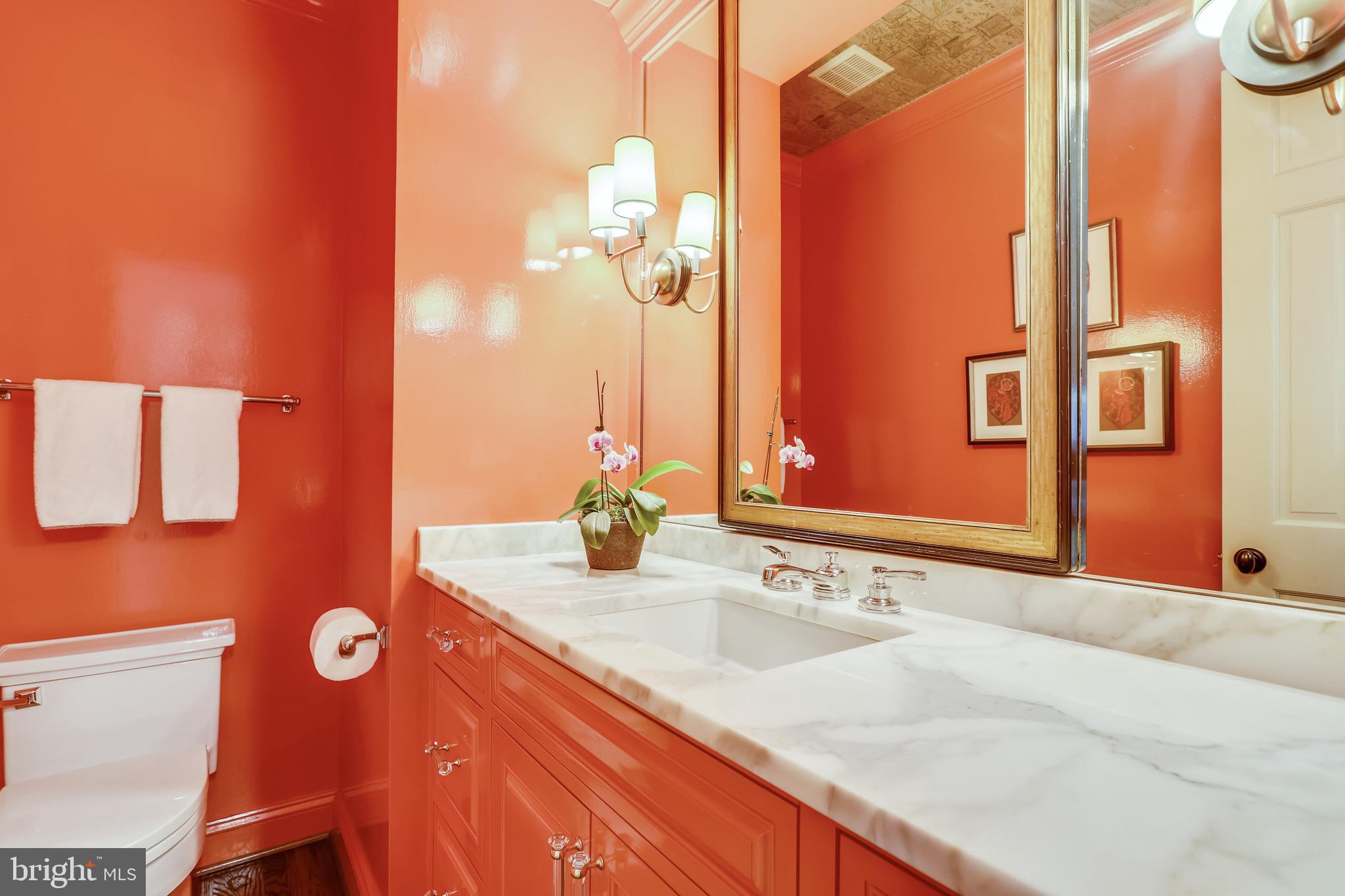 SHERWOOD FOREST - Residential