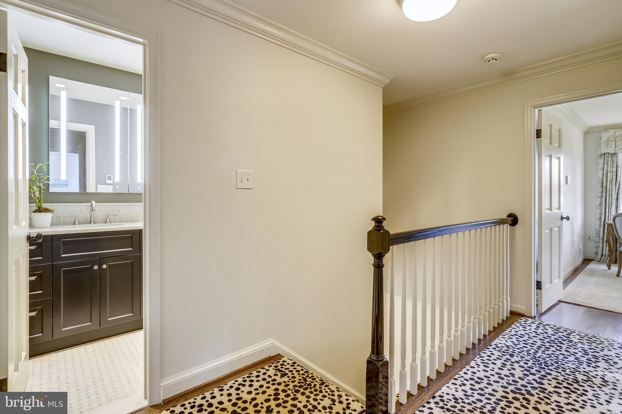 SHERWOOD FOREST - Residential