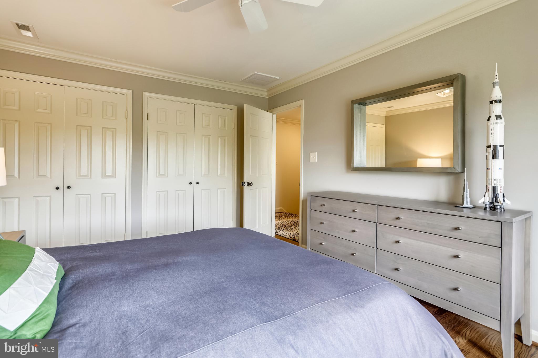 SHERWOOD FOREST - Residential