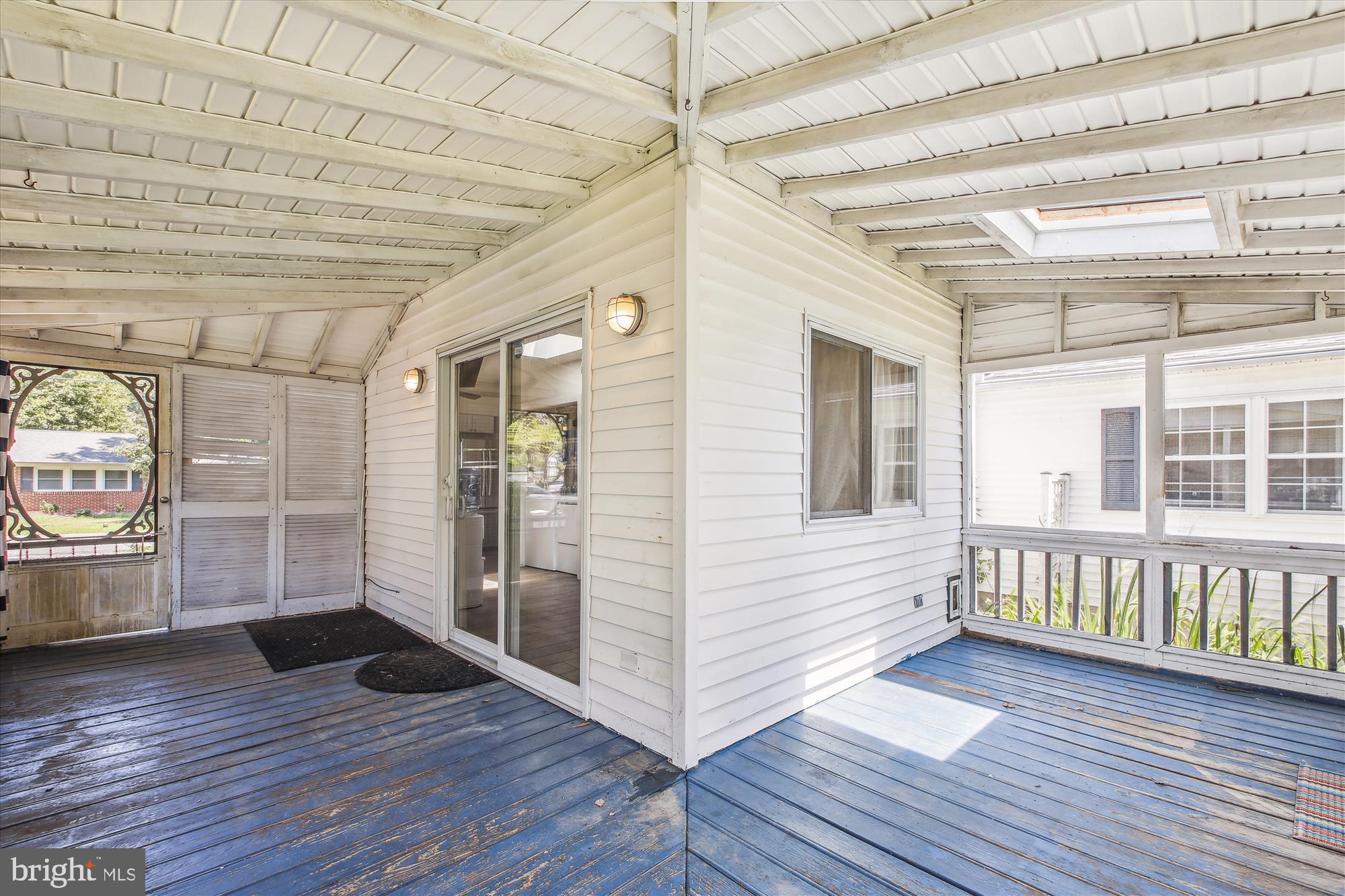 CEDARHURST ON THE BAY - Residential