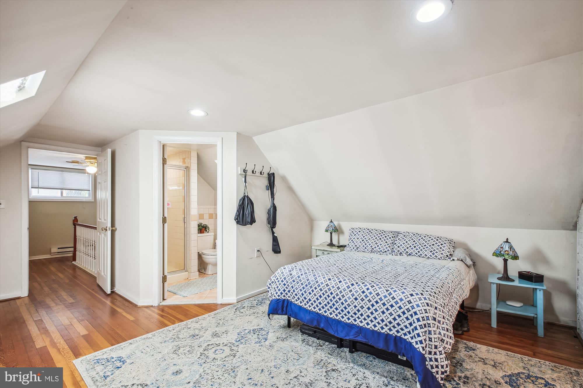 CEDARHURST ON THE BAY - Residential