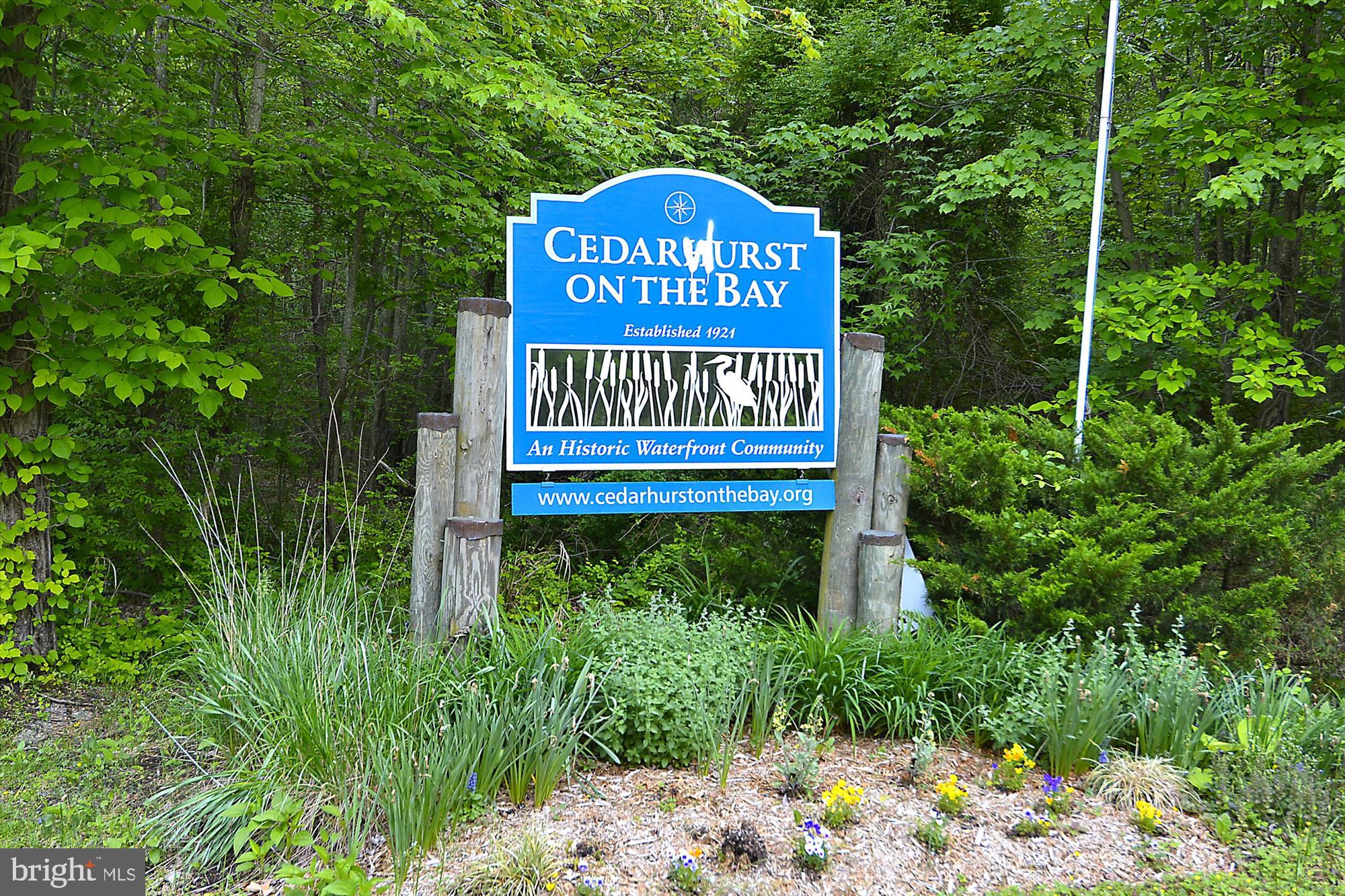 CEDARHURST ON THE BAY - Residential