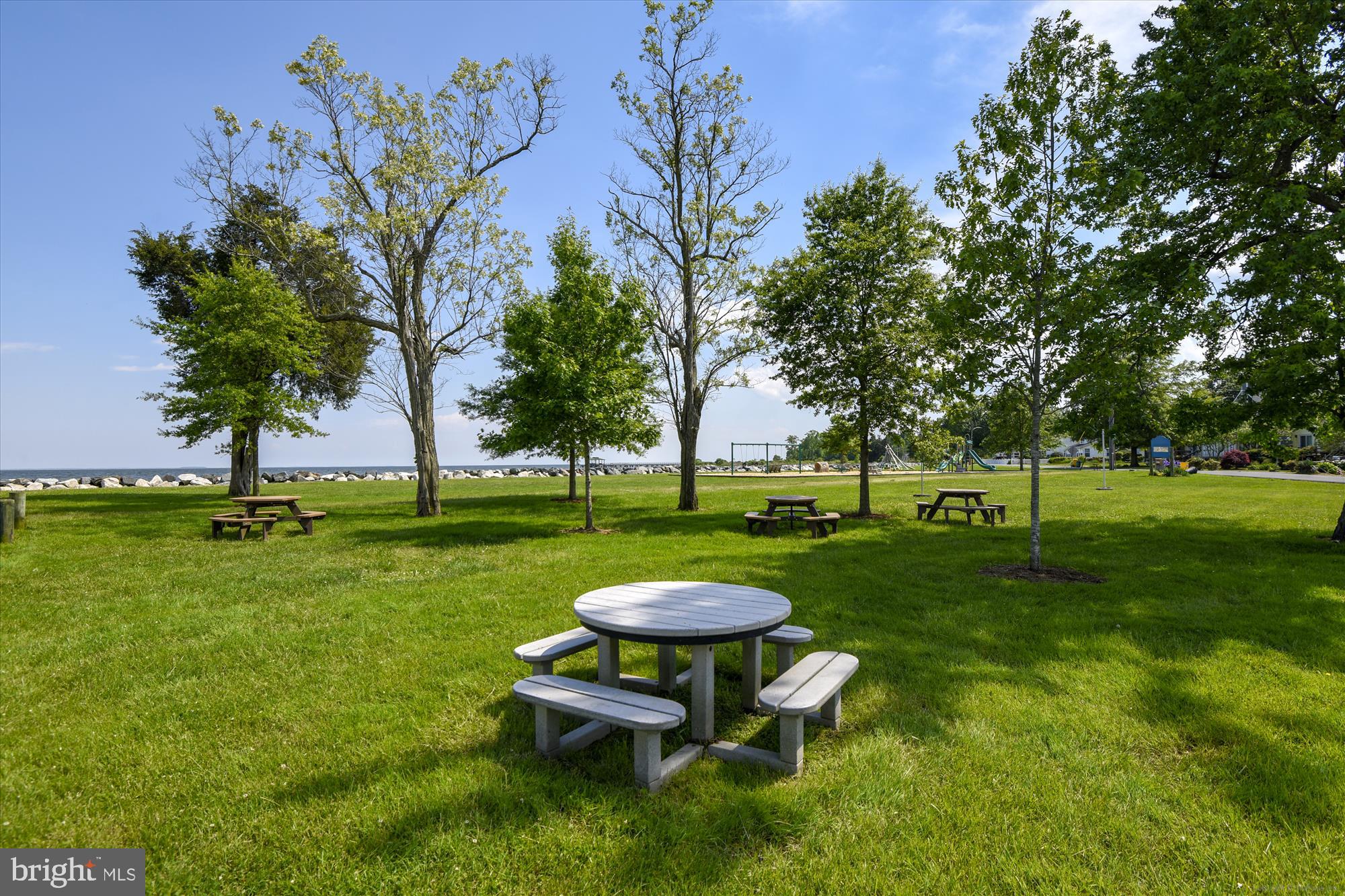 CEDARHURST ON THE BAY - Residential