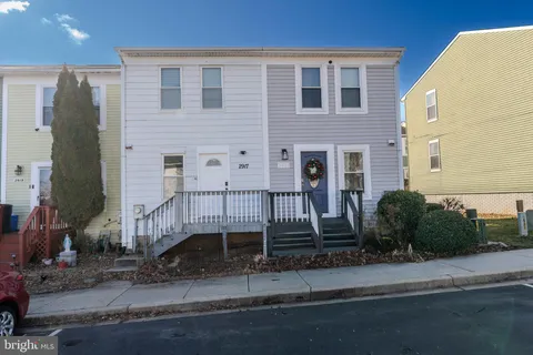 2917 Hickory Leaf Way, Silver Spring, MD MLS: MDMC2213758