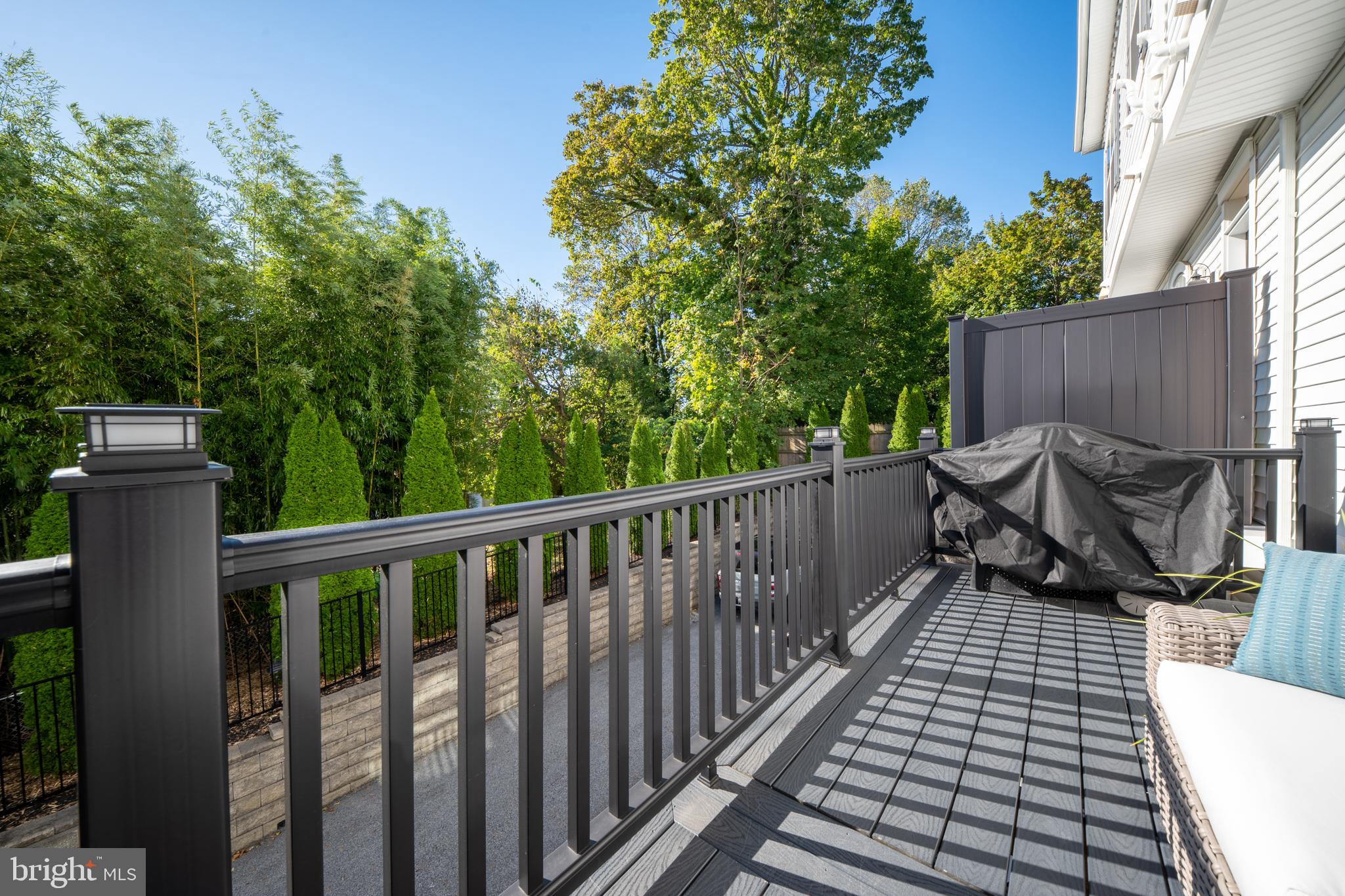 TOWN WALK AT CHURCH AND DEAN - Residential