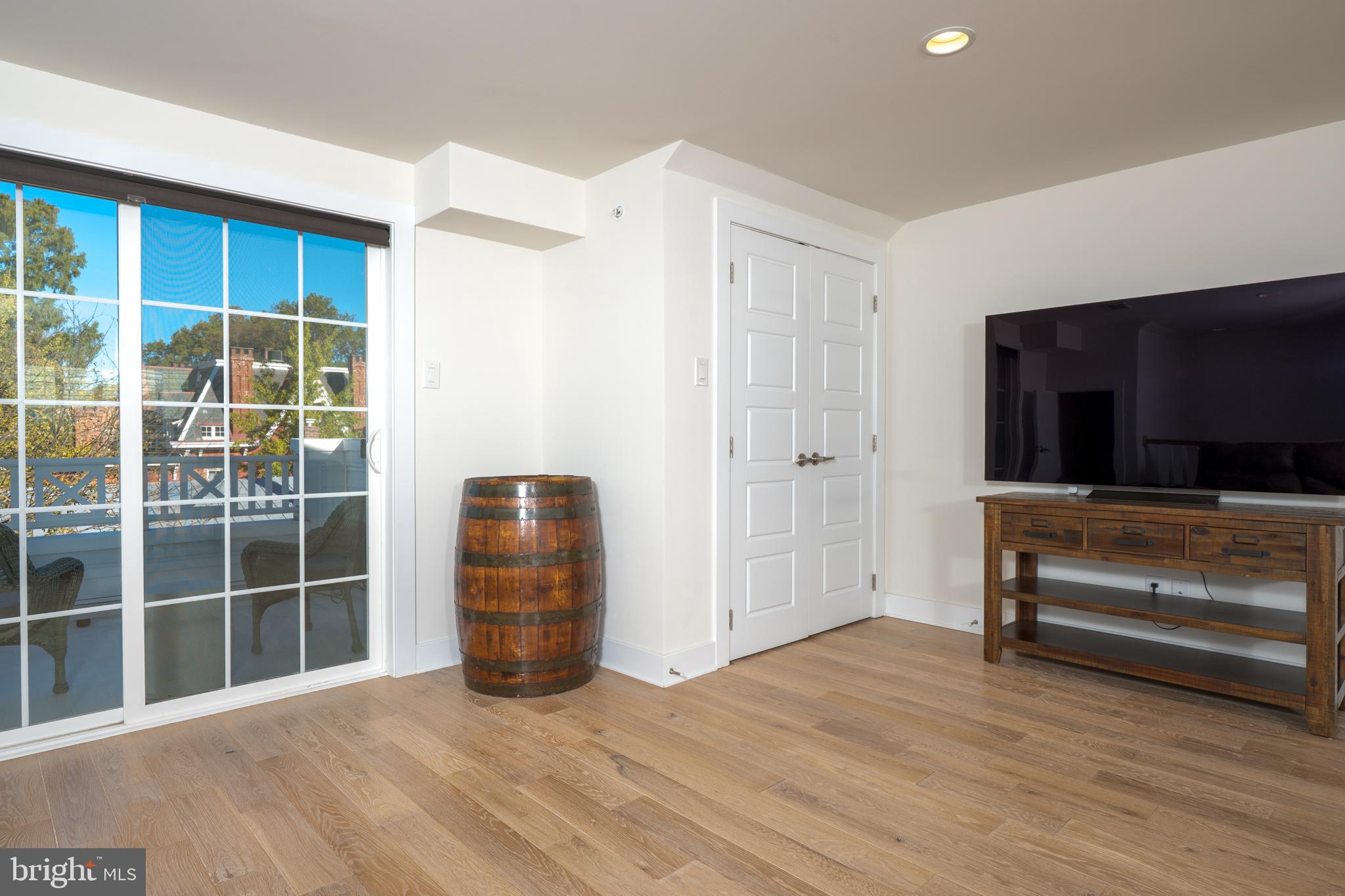 TOWN WALK AT CHURCH AND DEAN - Residential