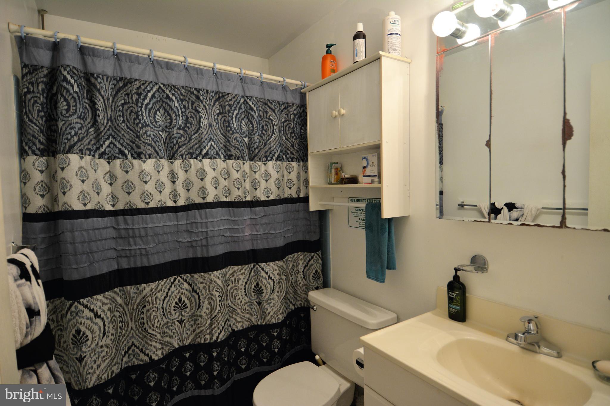 DANBURY FOREST - Residential