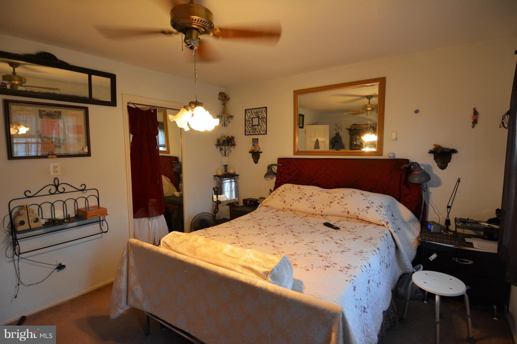 DANBURY FOREST - Residential