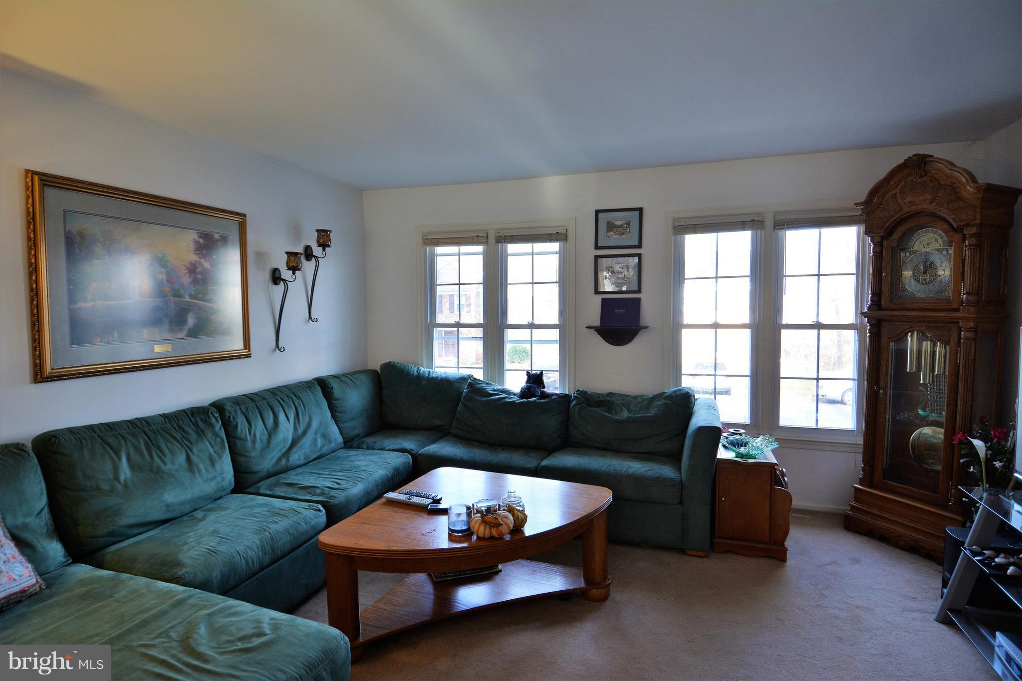 DANBURY FOREST - Residential