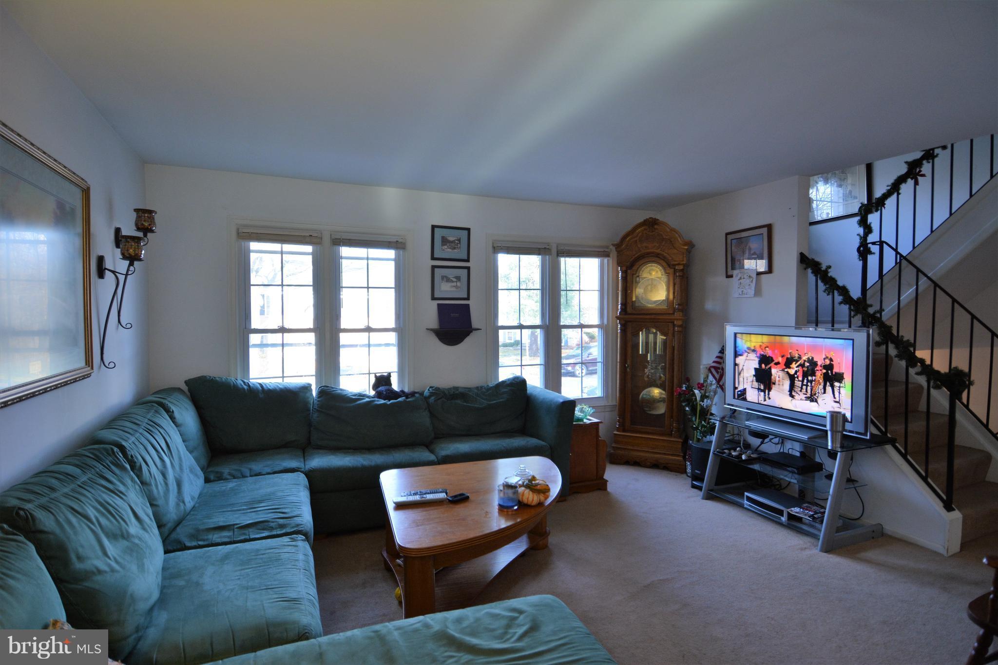 DANBURY FOREST - Residential