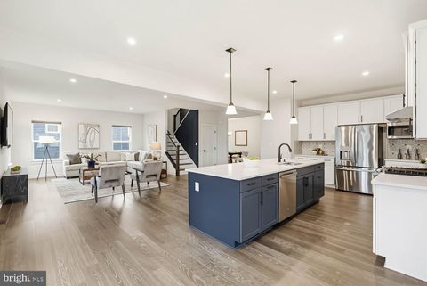 10907 GREEN LEAF RUN SPOTSYLVANIA VA 22551