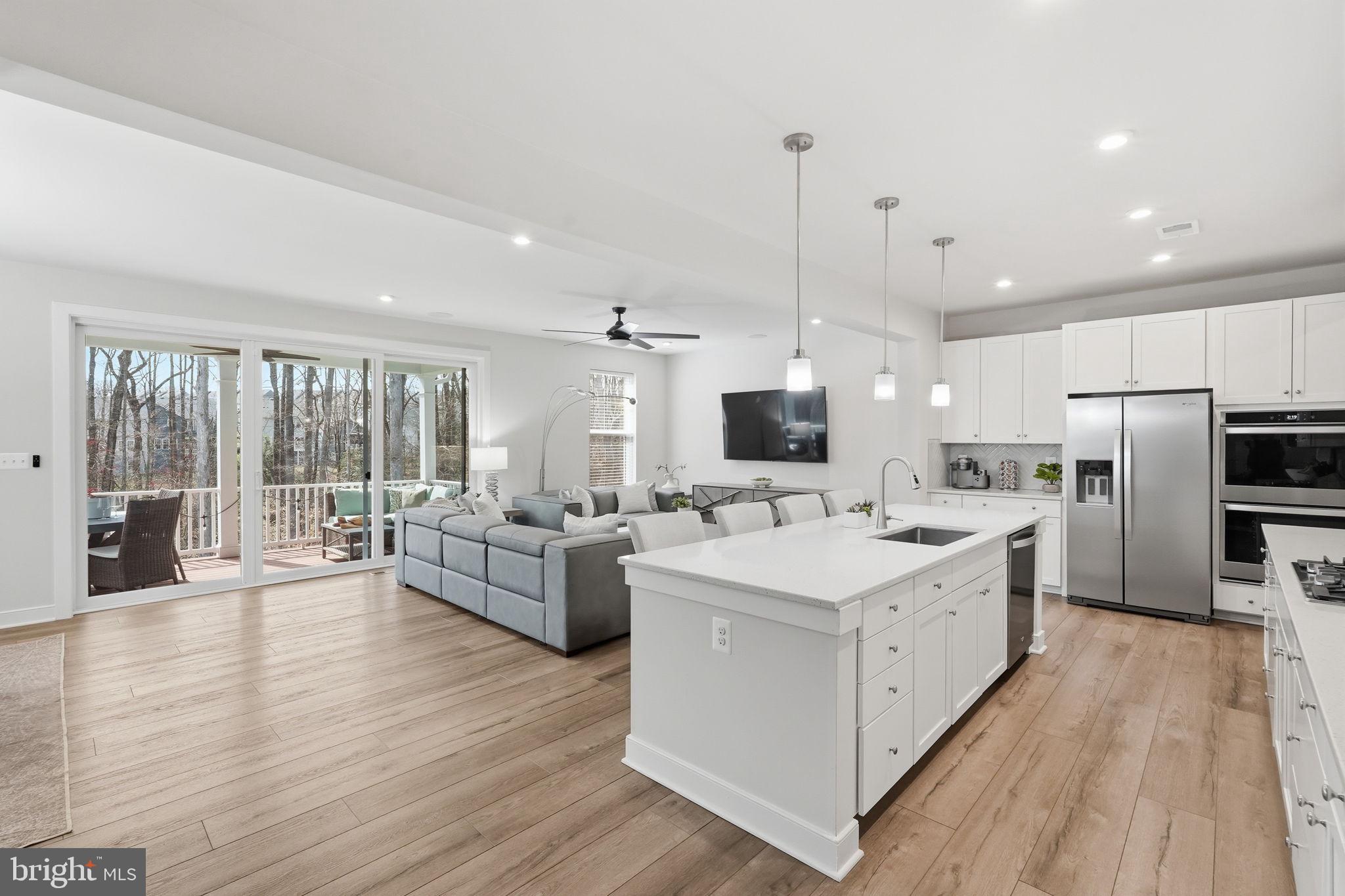 POTOMAC SHORES - Residential