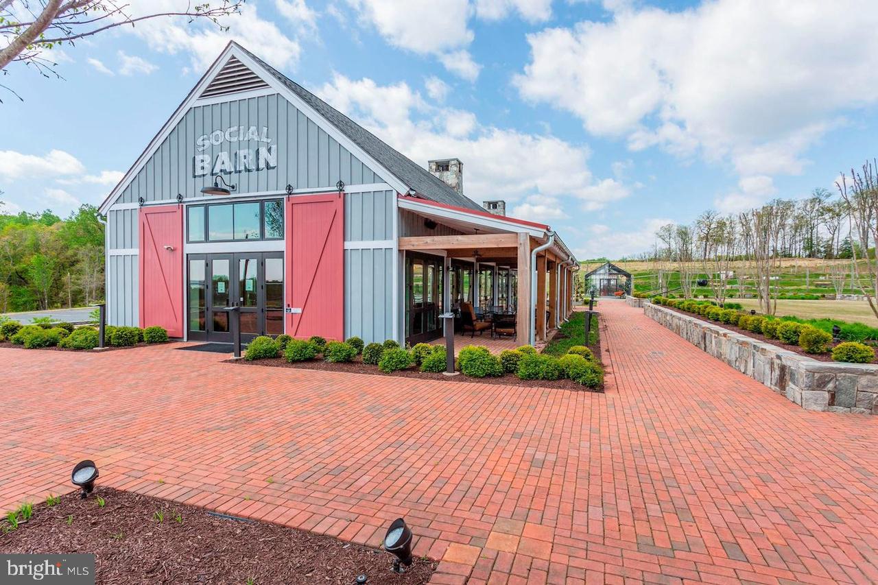 POTOMAC SHORES - Residential