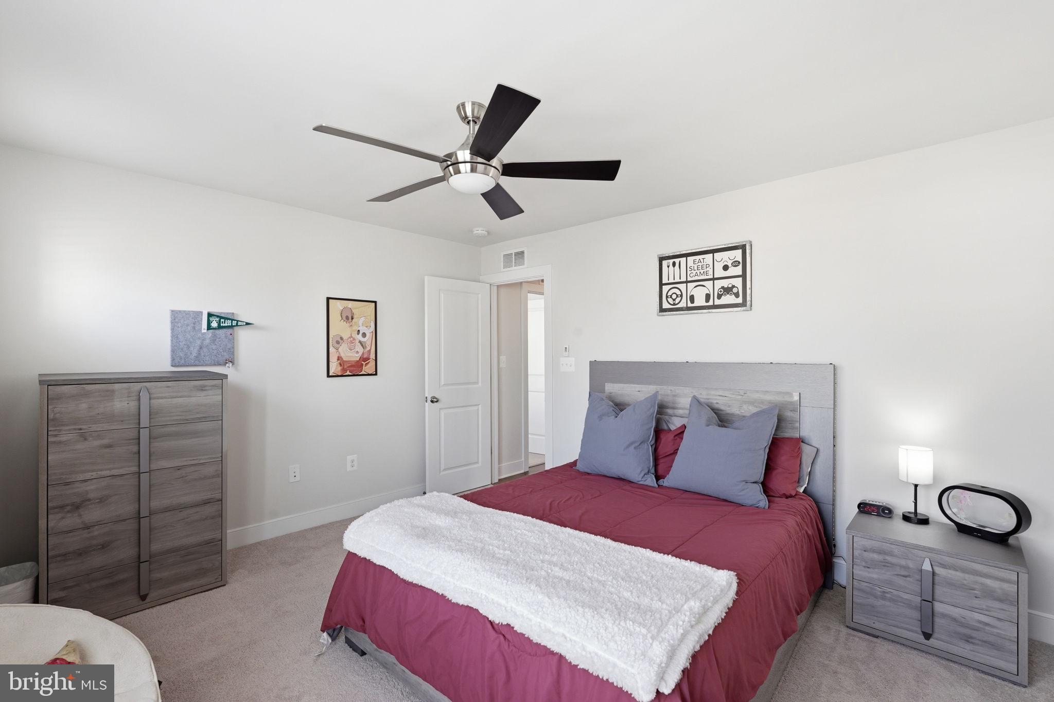 POTOMAC SHORES - Residential