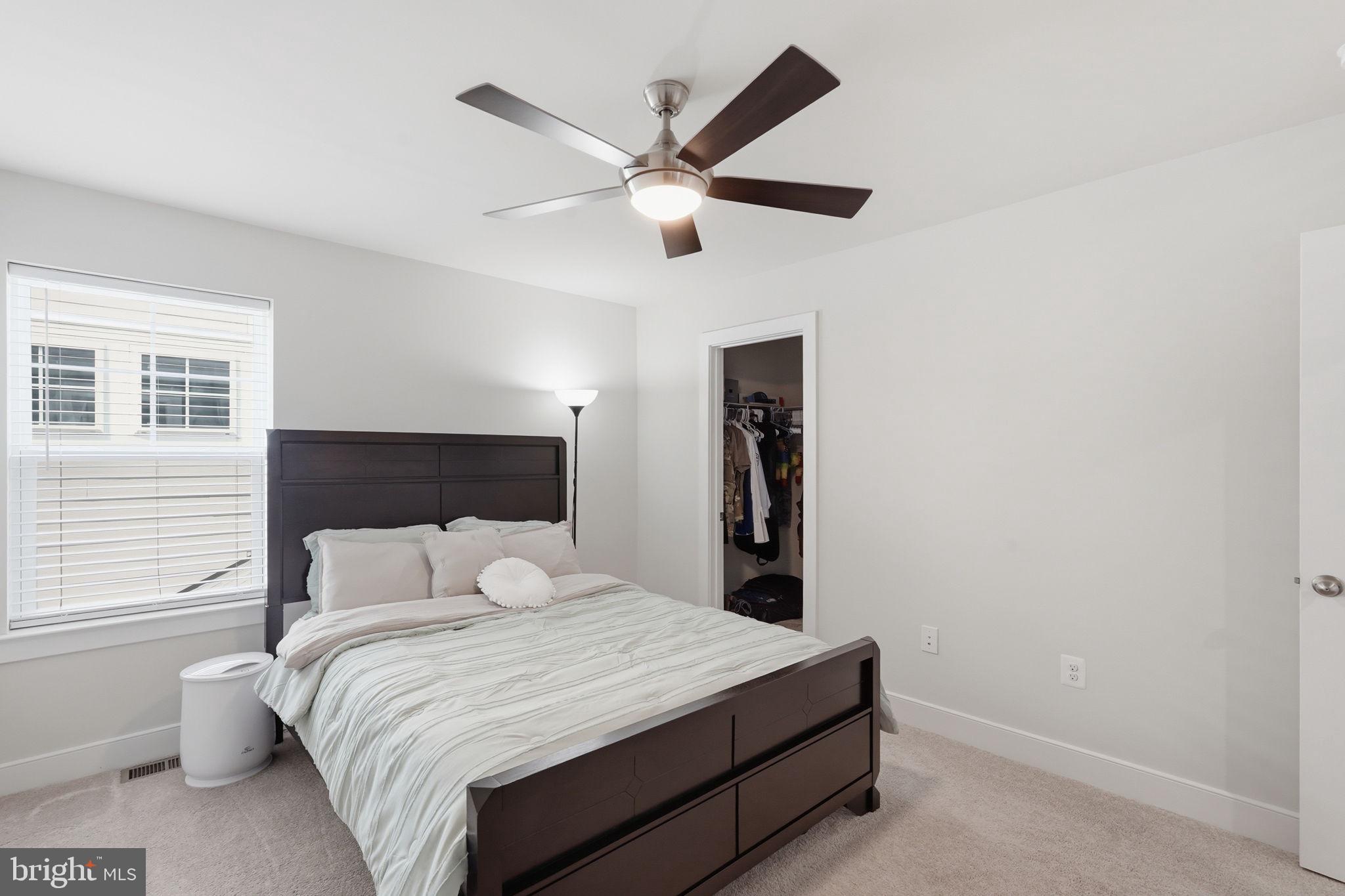 POTOMAC SHORES - Residential