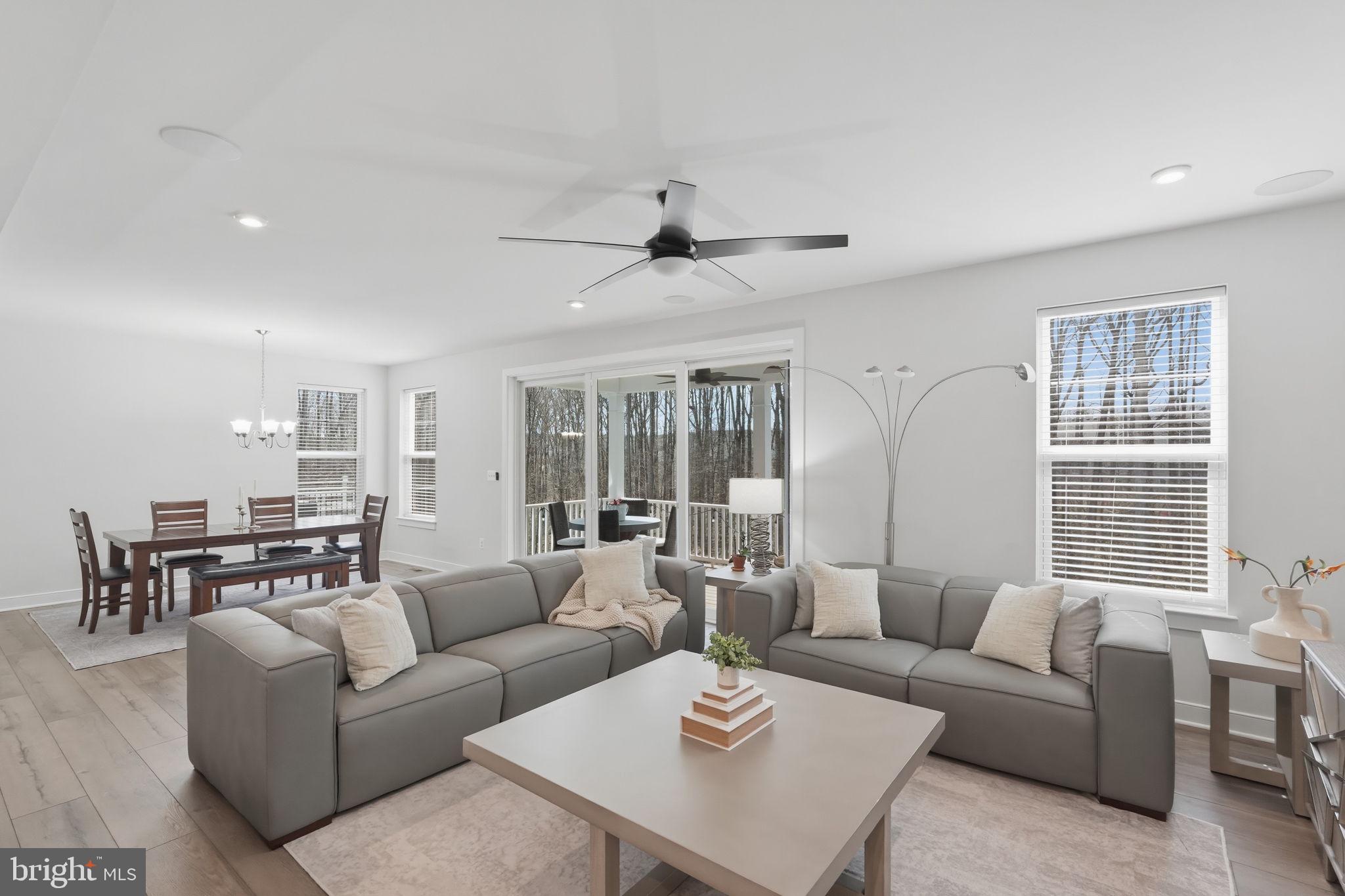 POTOMAC SHORES - Residential