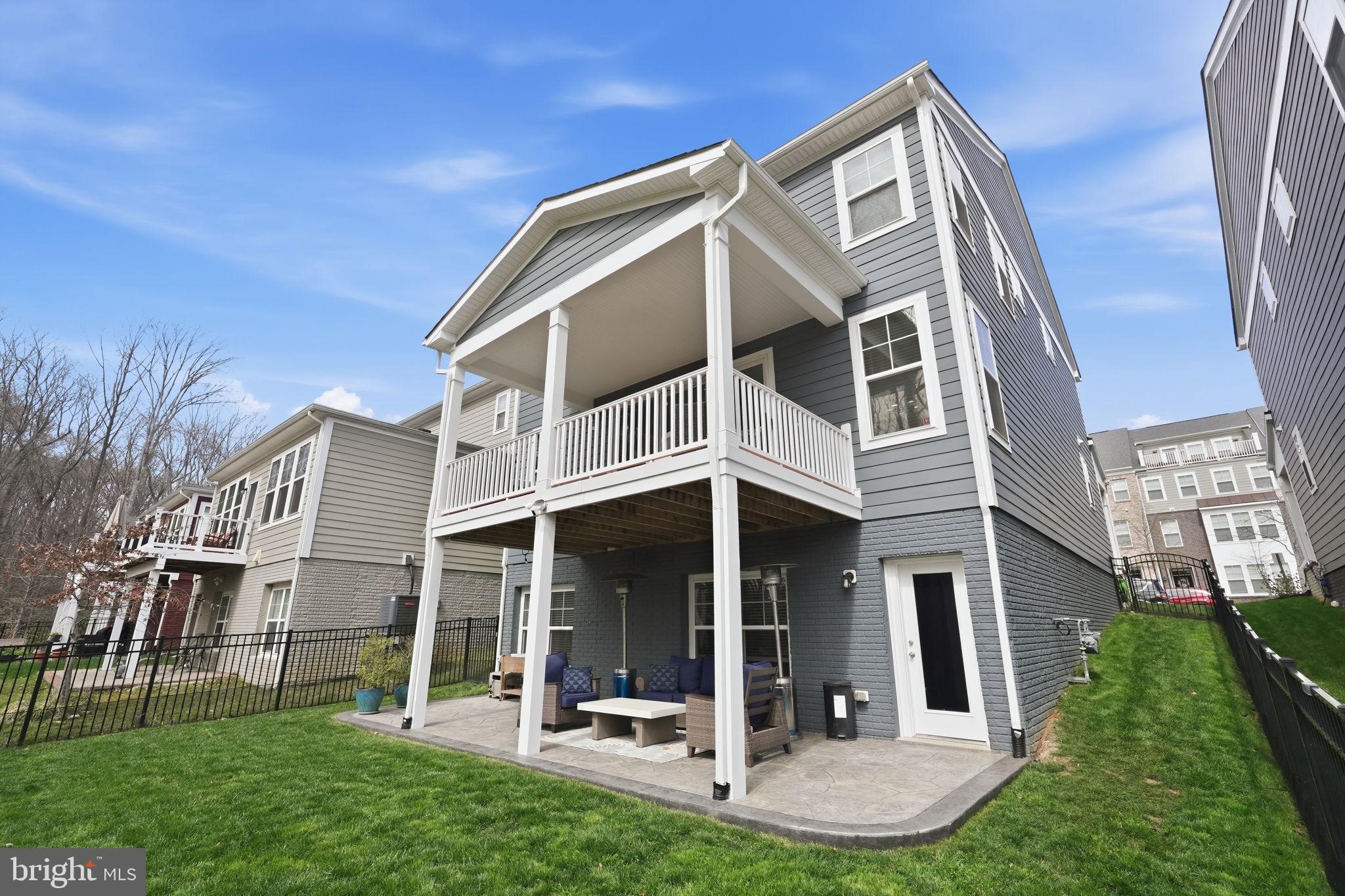 1555 MEADOWLARK GLEN ROAD