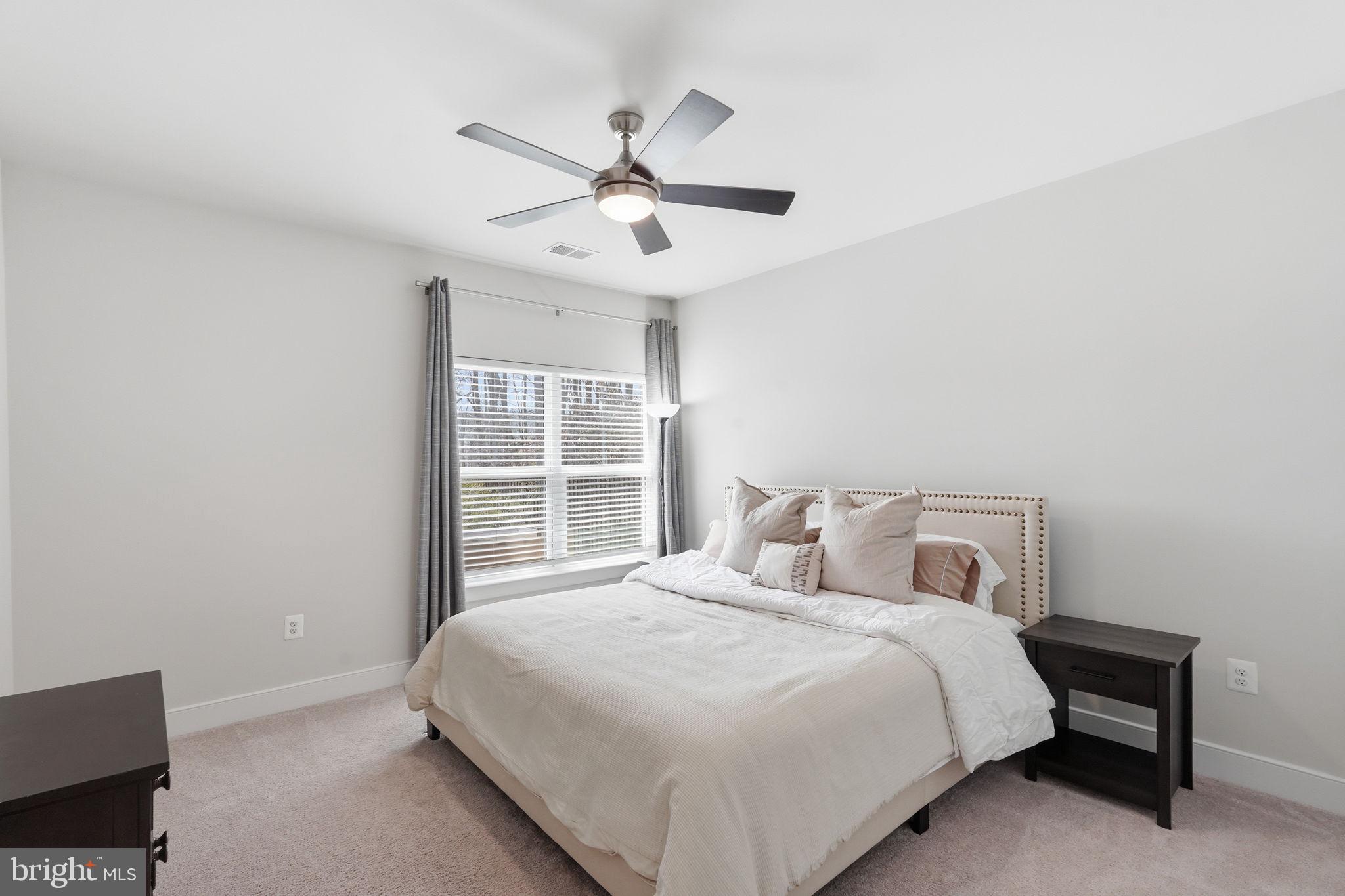 POTOMAC SHORES - Residential