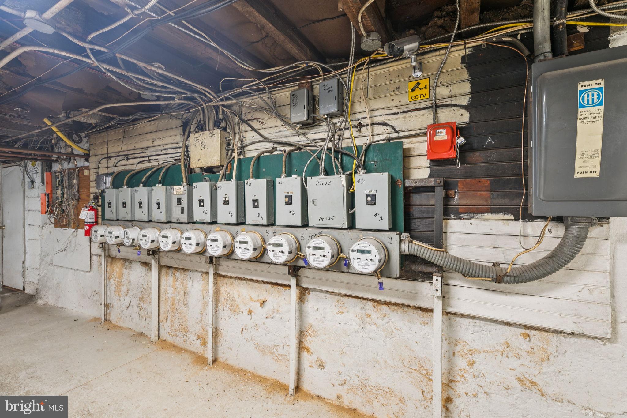 POWELTON VILLAGE - Commercial Sale