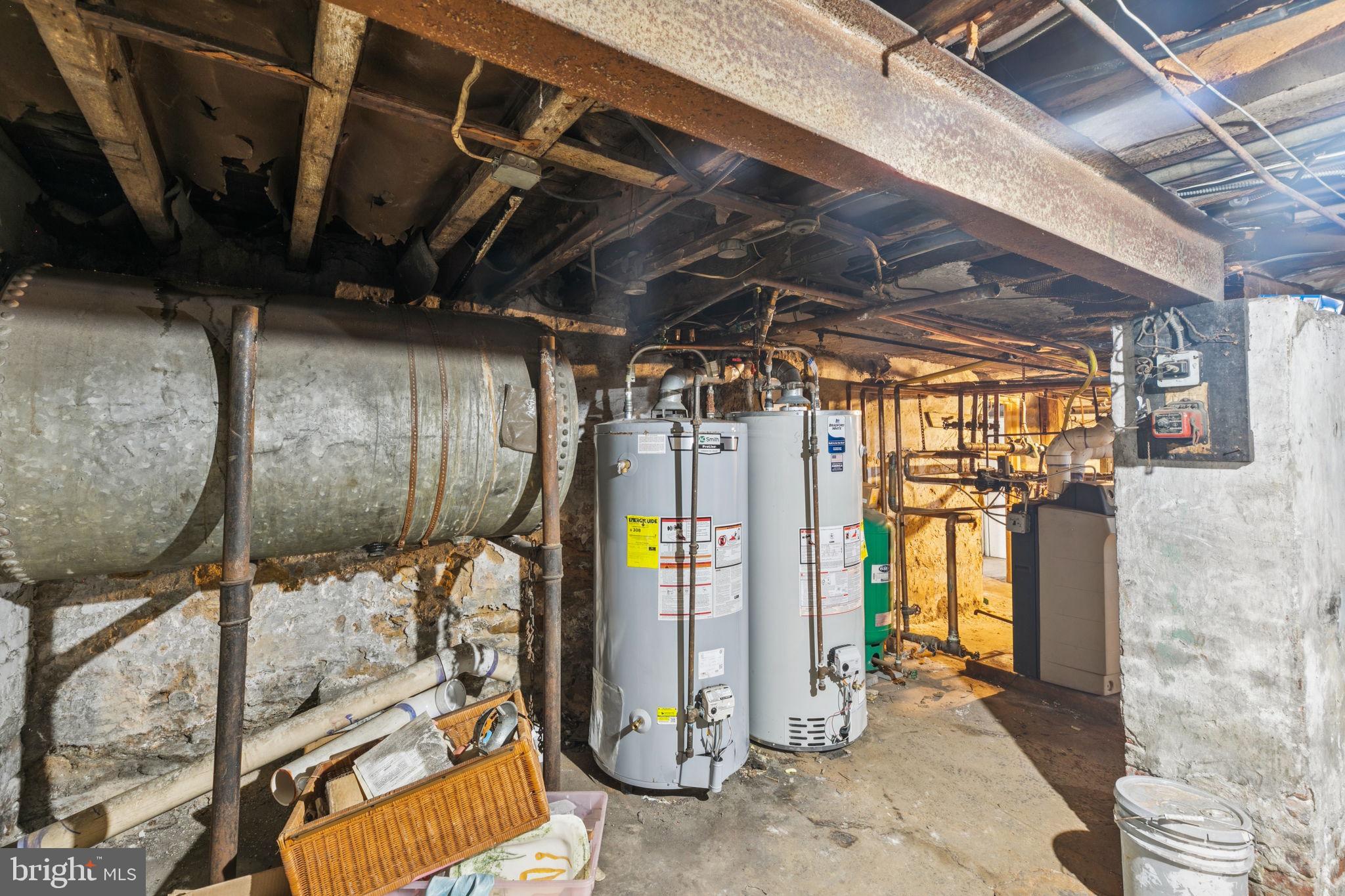 POWELTON VILLAGE - Commercial Sale