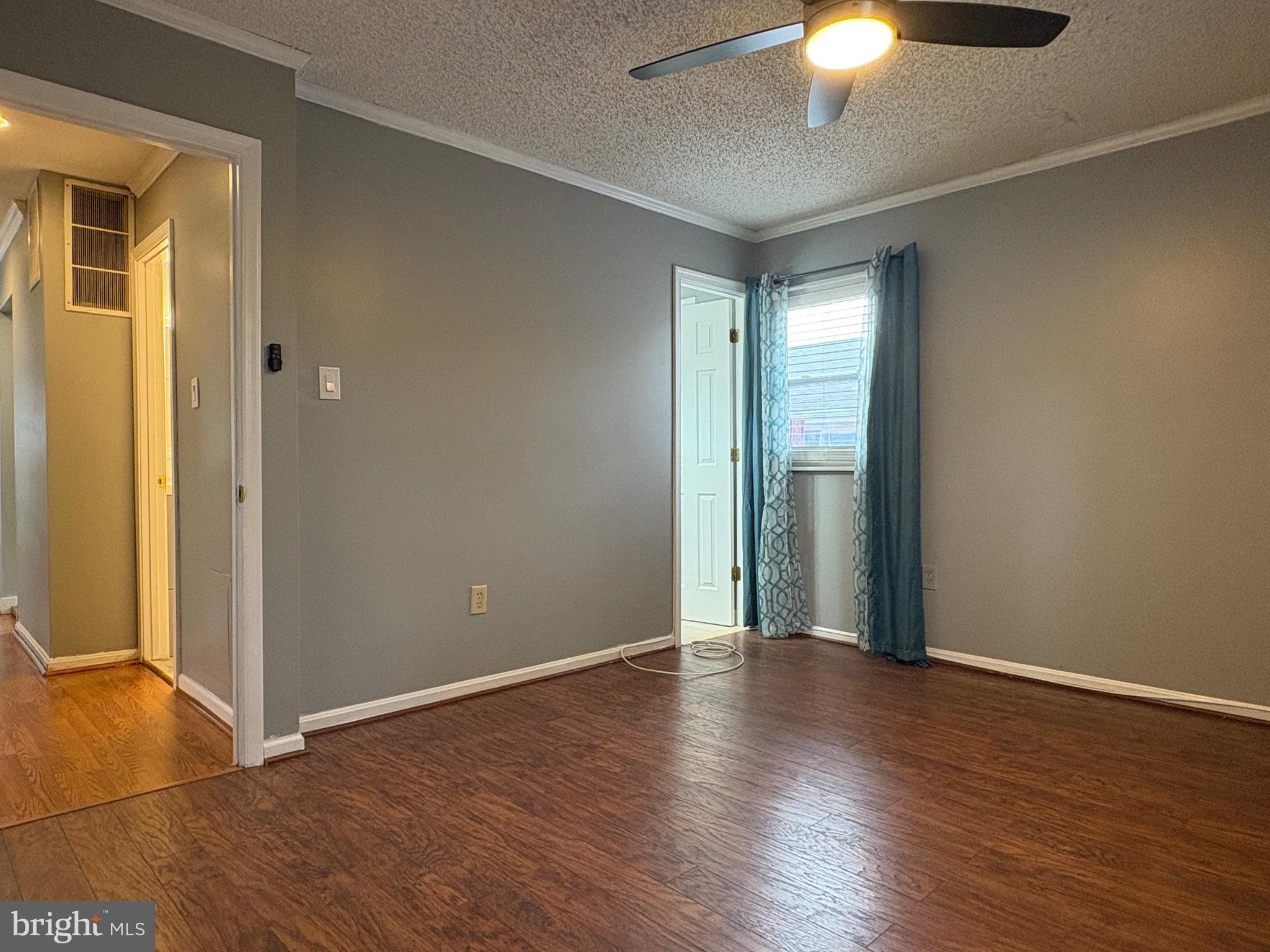 LAKE RIDGE - Residential Lease