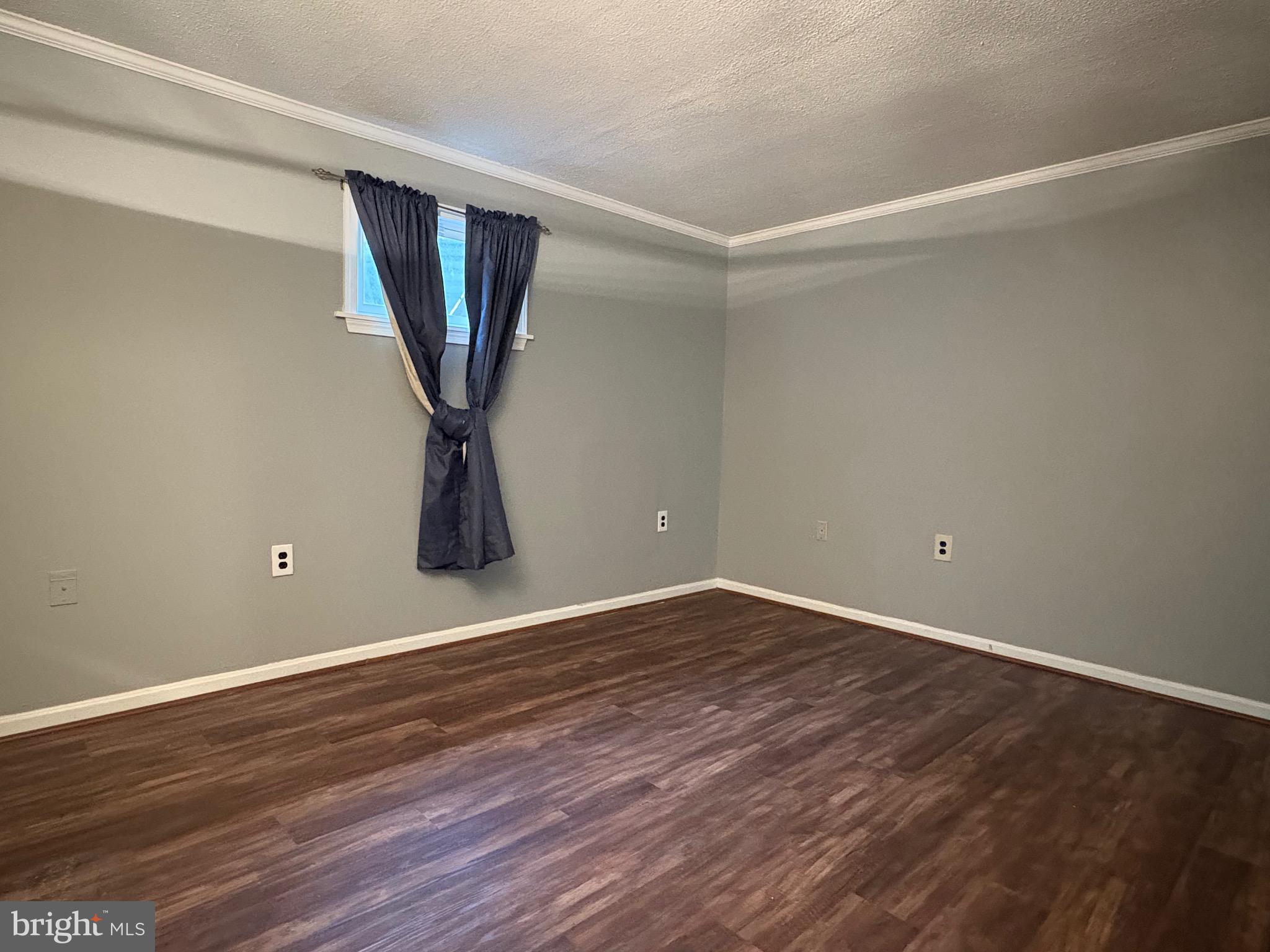 LAKE RIDGE - Residential Lease