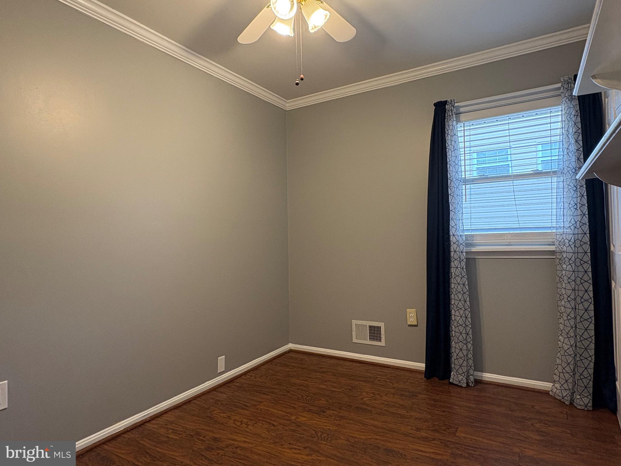 LAKE RIDGE - Residential Lease