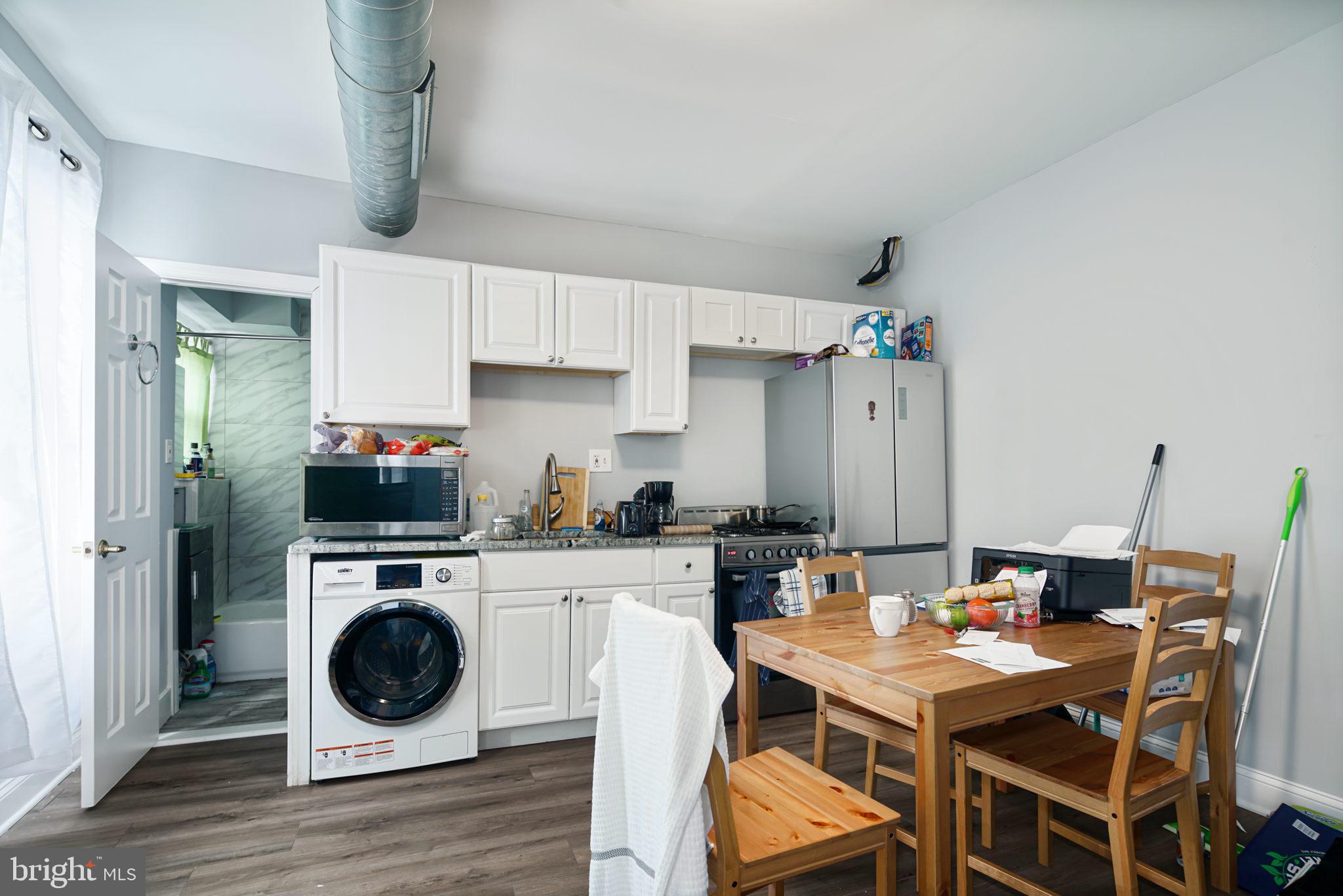 NORRIS SQUARE - Residential Income