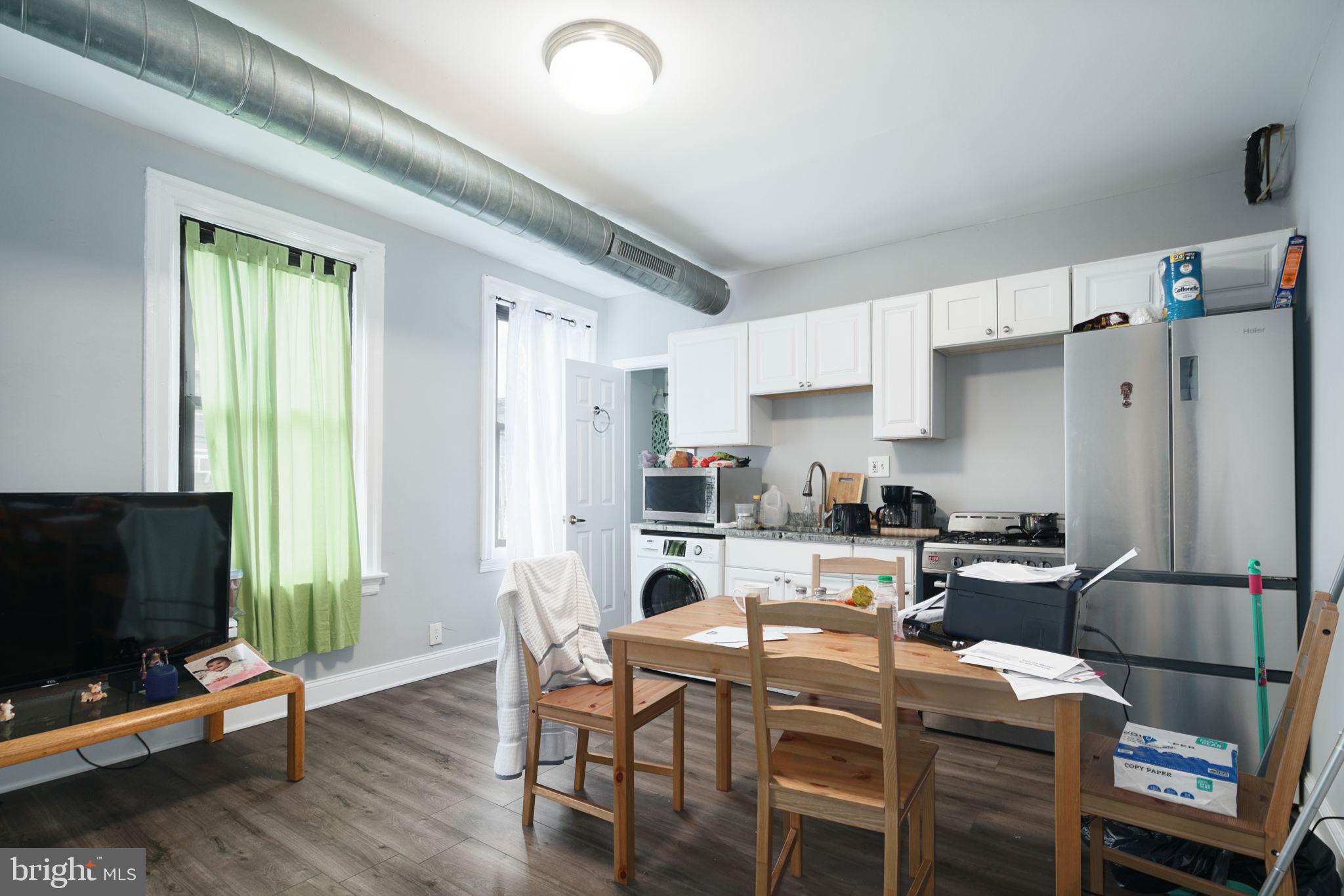 NORRIS SQUARE - Residential Income