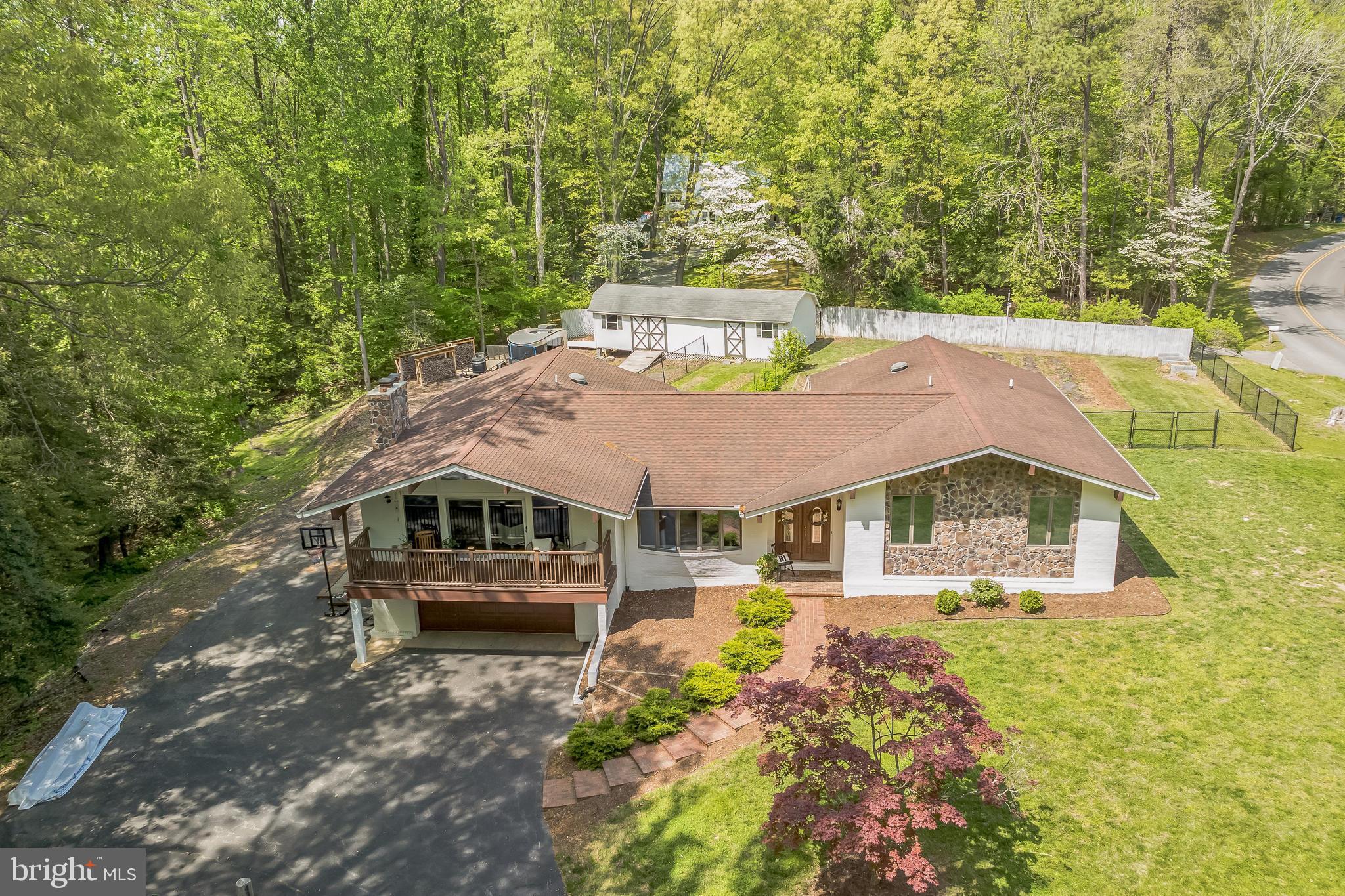 DRUM CLIFFS - Residential