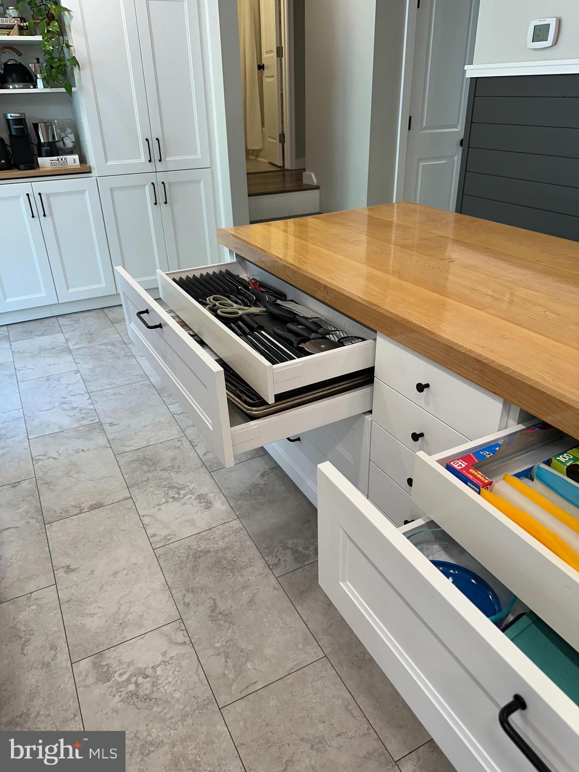 DRUM CLIFFS - Residential