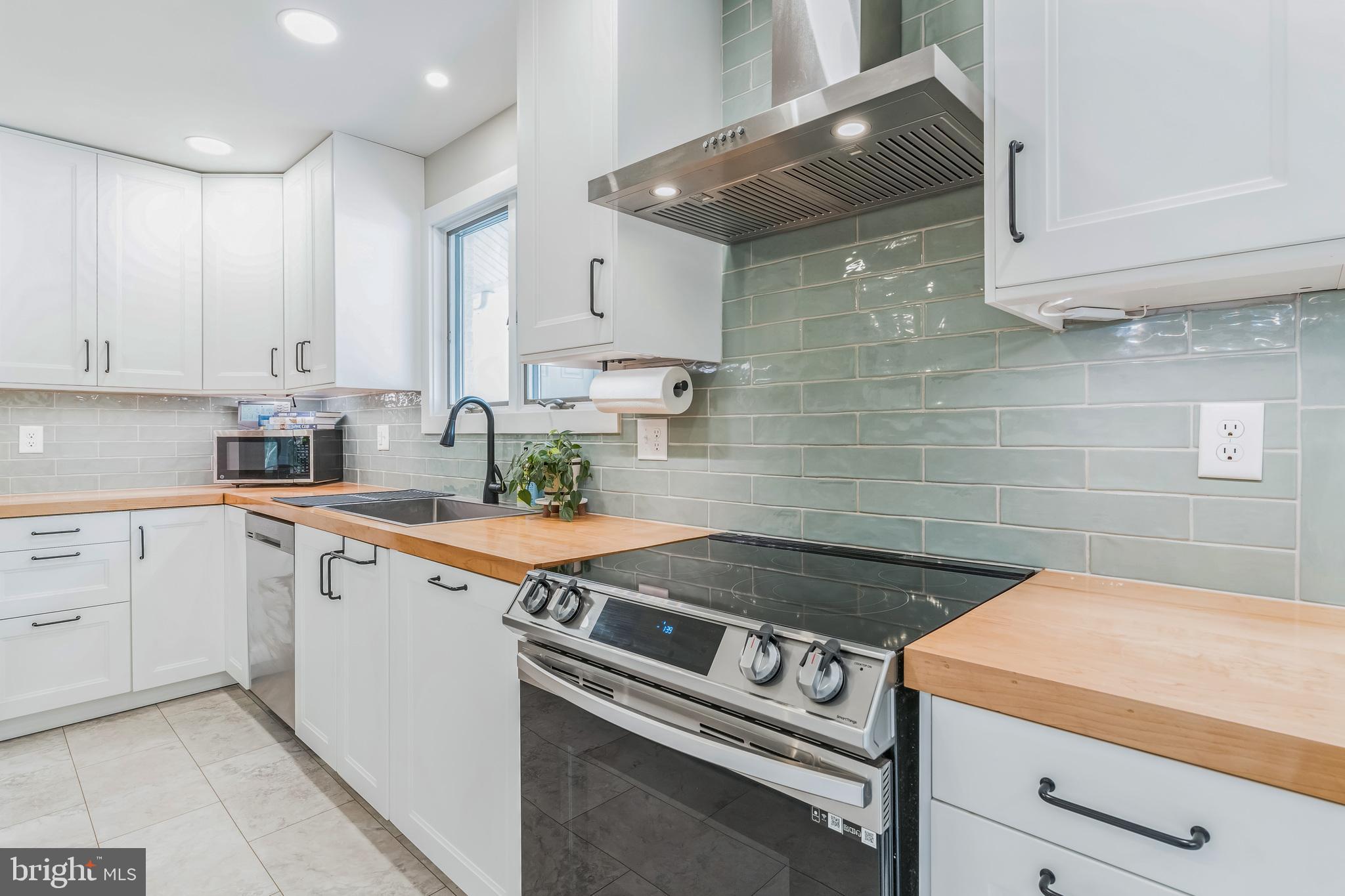 DRUM CLIFFS - Residential