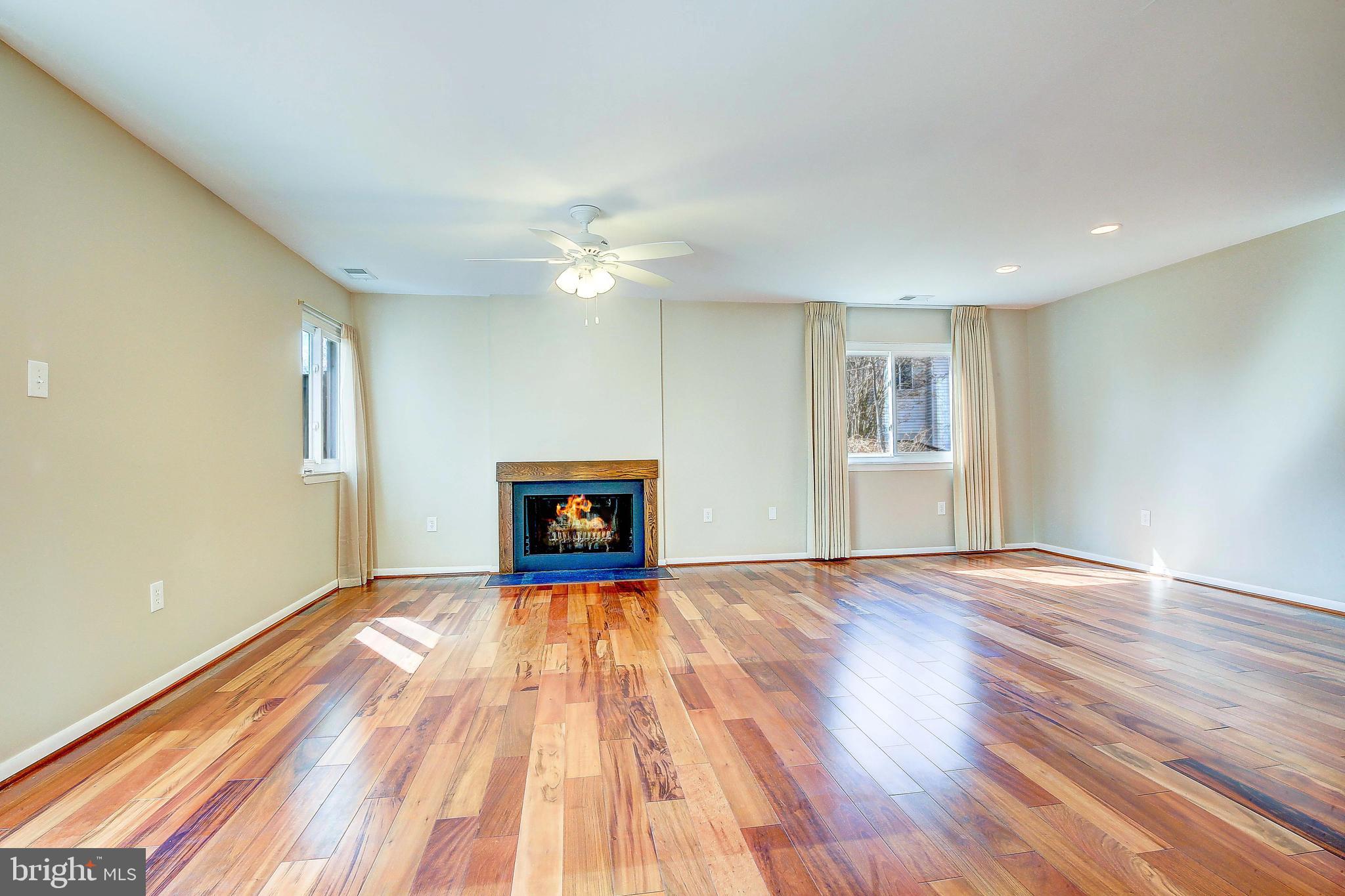 PAINTERS HILL - Residential