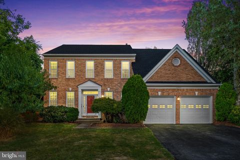 12901 CEDAR GLEN LANE HERNDON VA 20171