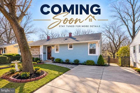 Photo of 7505 Greenleaf Road, LANDOVER, MD 20785 (MLS # MDPG2219726)