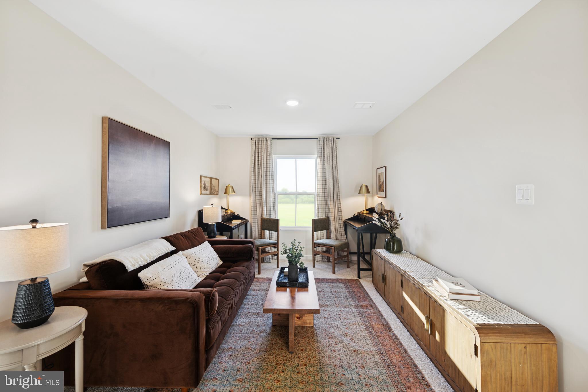 HUNTWELL WEST - Residential