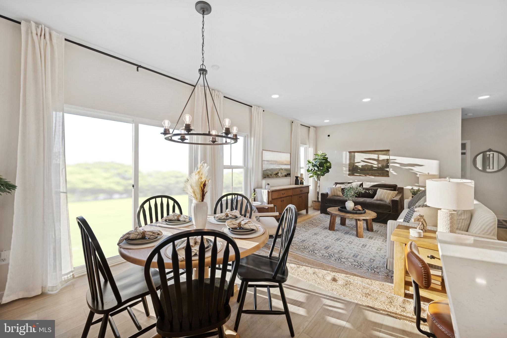 HUNTWELL WEST - Residential